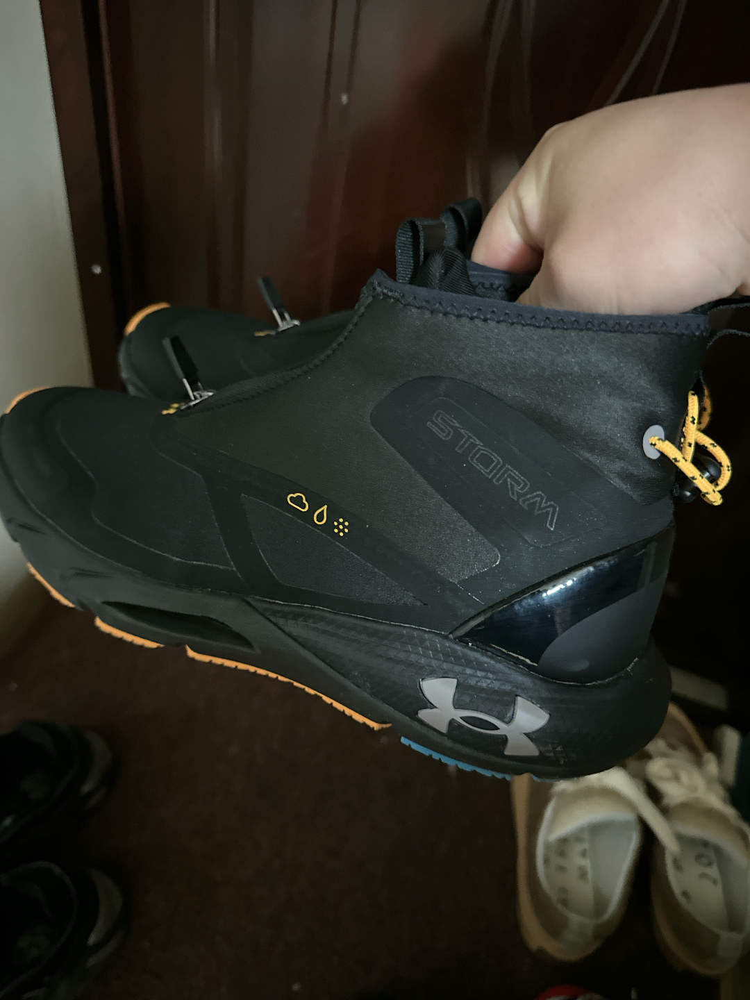 custom review-Under Armour HOVR Phantom Водонепроницаемый Высокий Топ Беговые Кроссовки Унисекс Черный