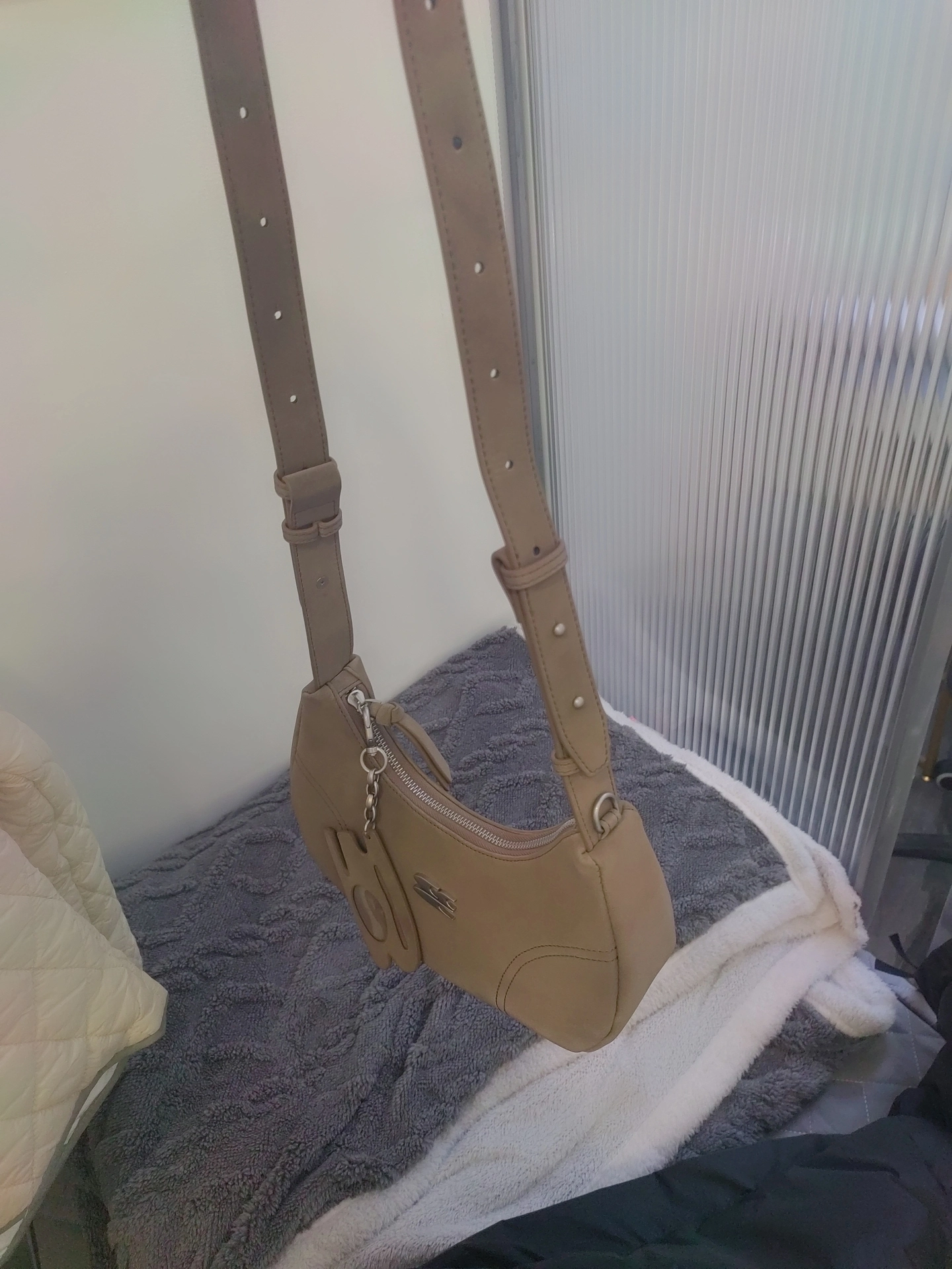 custom review-Crying Center ПУ (полиуретан) Сумка через плечо Сумка на плечо Женская