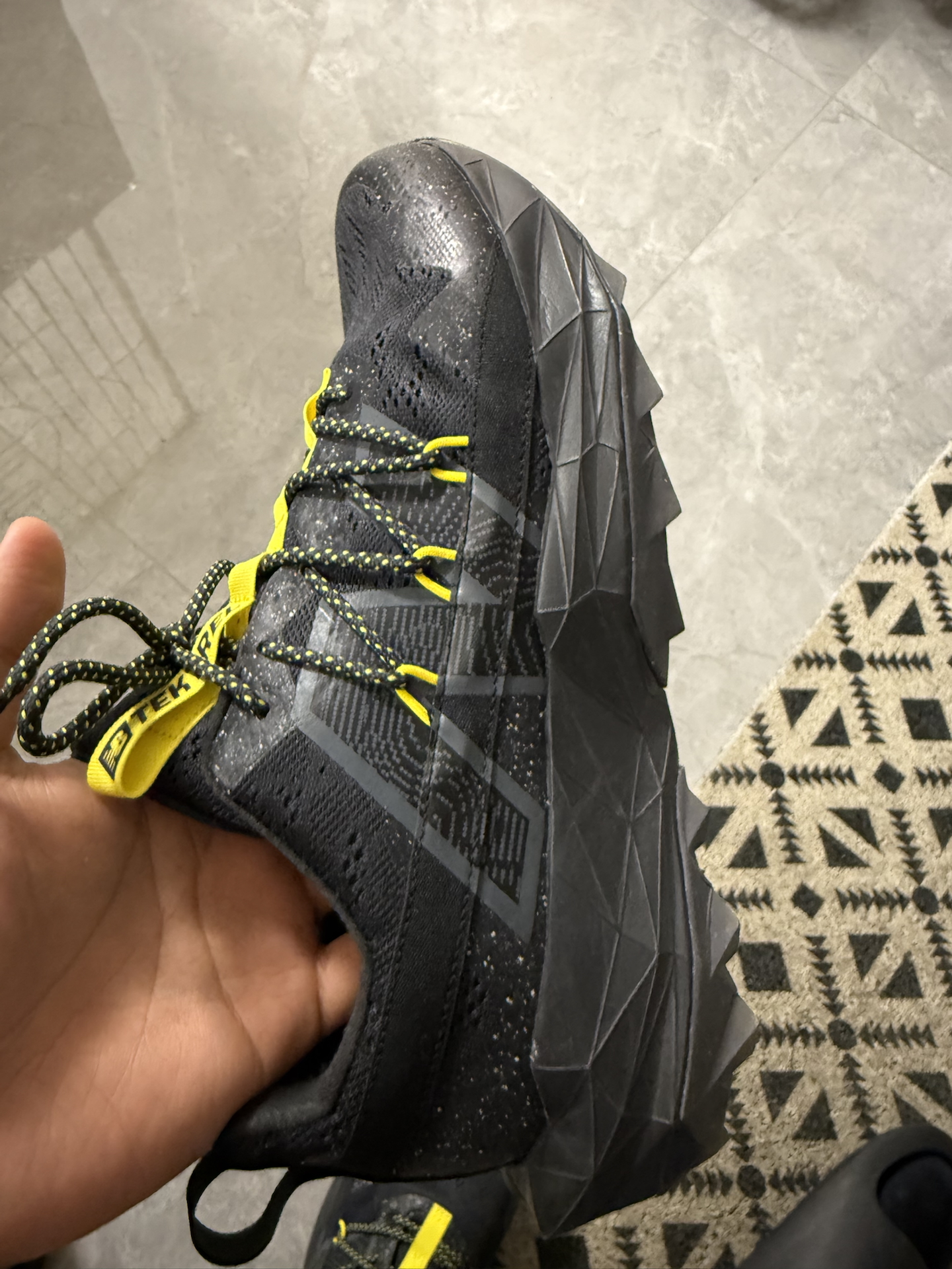 custom review-New Balance NB Tektrel Водонепроницаемое покрытие Отскок Низкие кроссовки для бега по пересеченной местности Мужские Черные Желтые