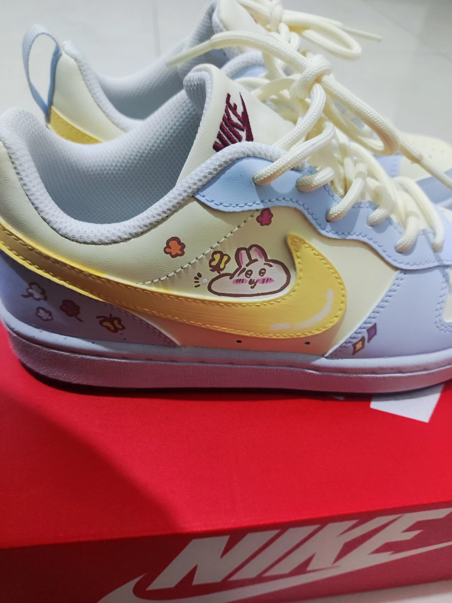 耐克乌拉兔兔定制款