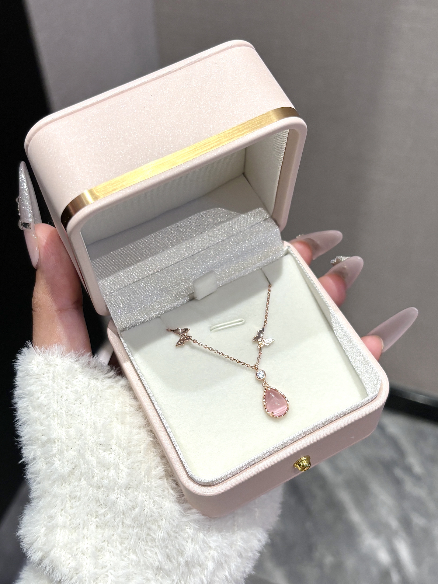 又甜又嗲…🥹鲁伯特之泪项链美到心坎里了!