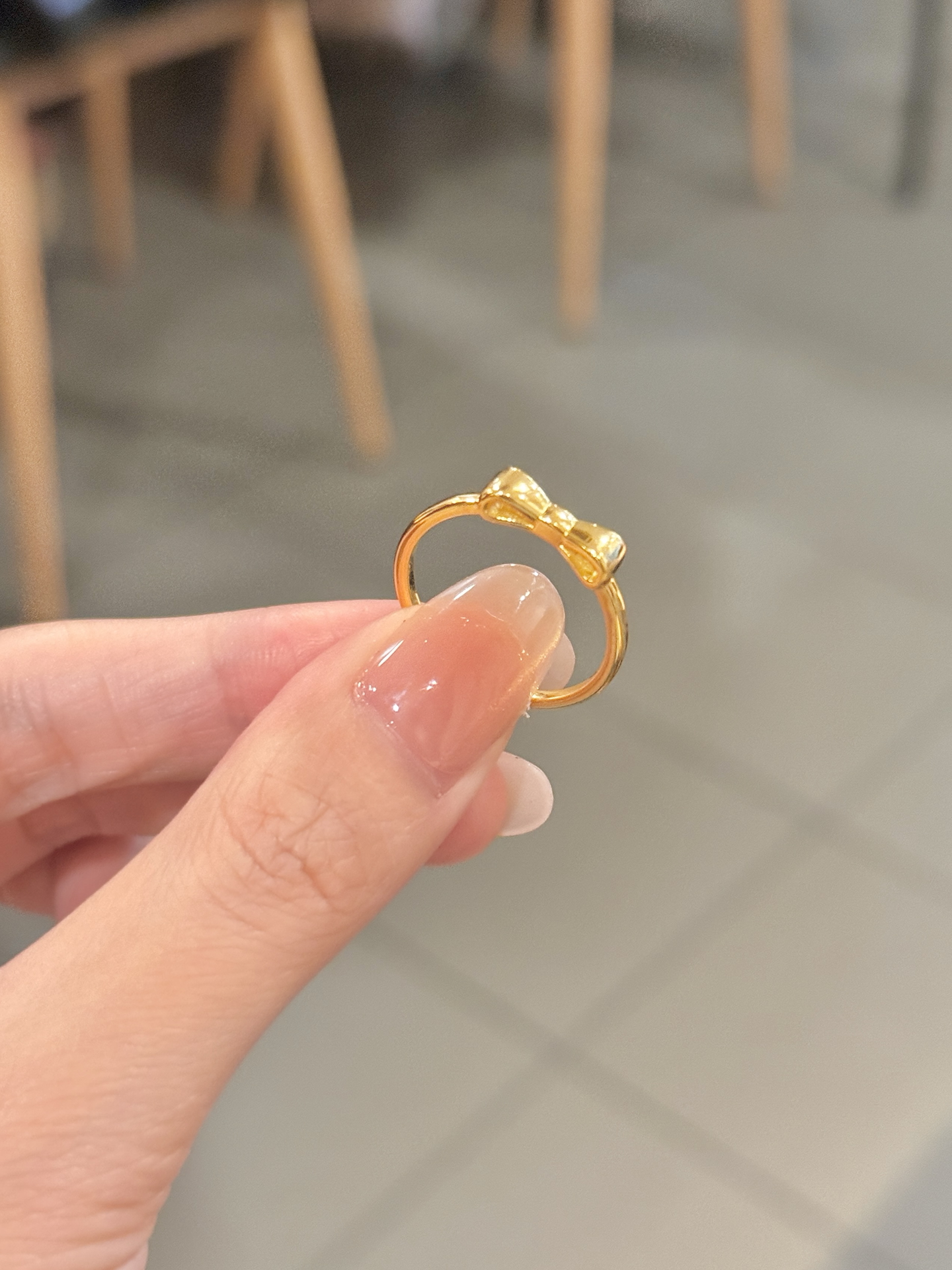 0.4g的蝴蝶结黄金戒指,会耐看嘛?