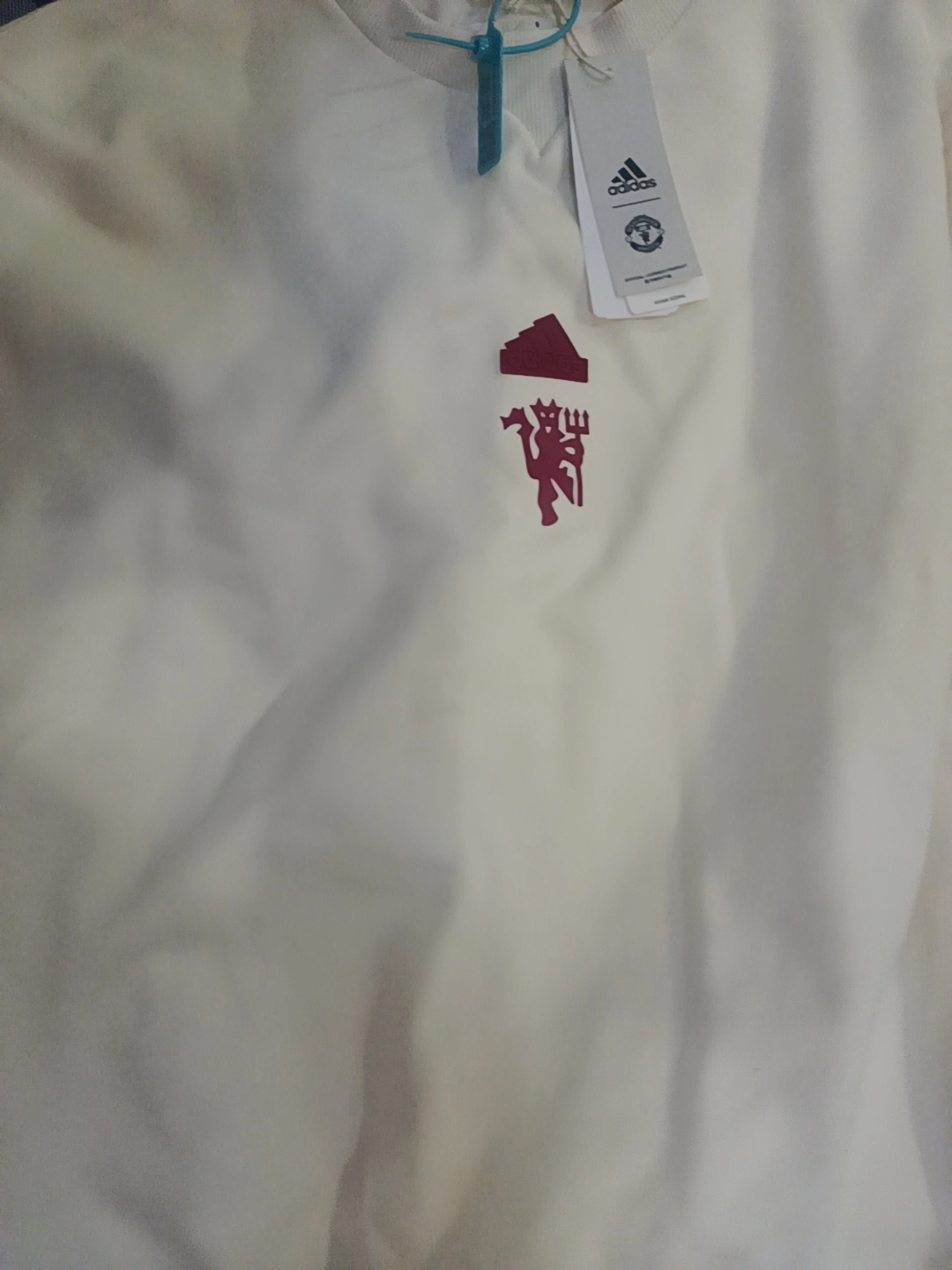 custom review-Adidas MANCHESTER UNITED THEATRE OF DREAMS Сливочный Мужской Свитшот