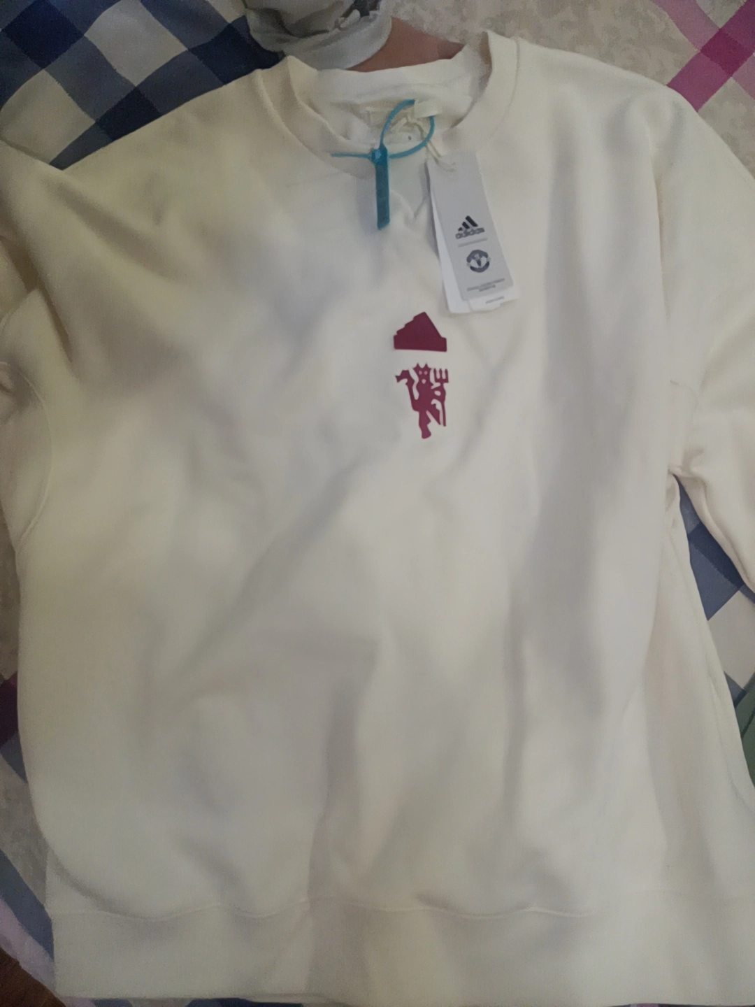 custom review-Adidas MANCHESTER UNITED THEATRE OF DREAMS Сливочный Мужской Свитшот