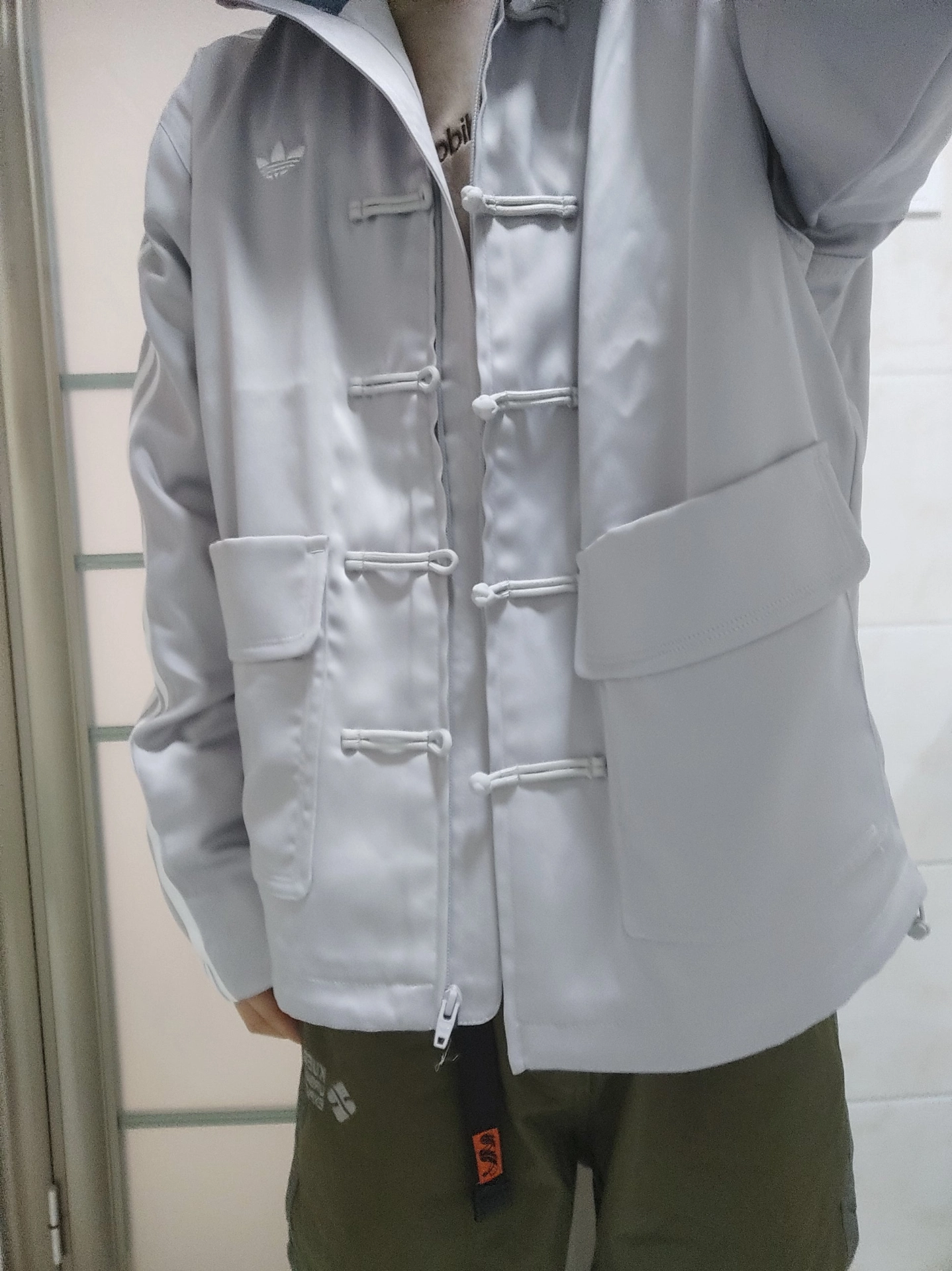 custom review-Adidas Originals Track Size CN TT Satin Куртки Пальто Унисекс Light Серый