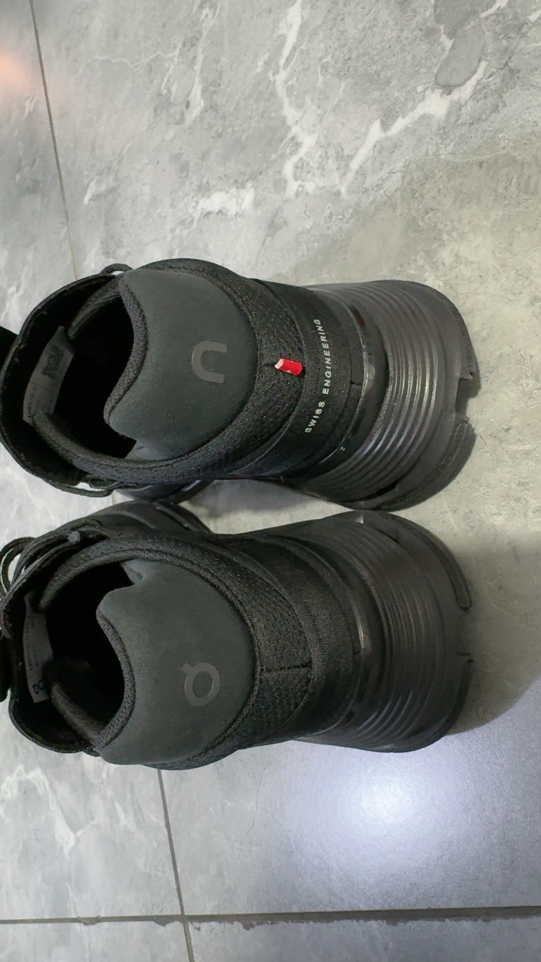 custom review-On Cloudnova 2 Дышащая Поддержка Низкий Топ Повседневный Городской Коммутирование Беговые кроссовки Мужской Черный