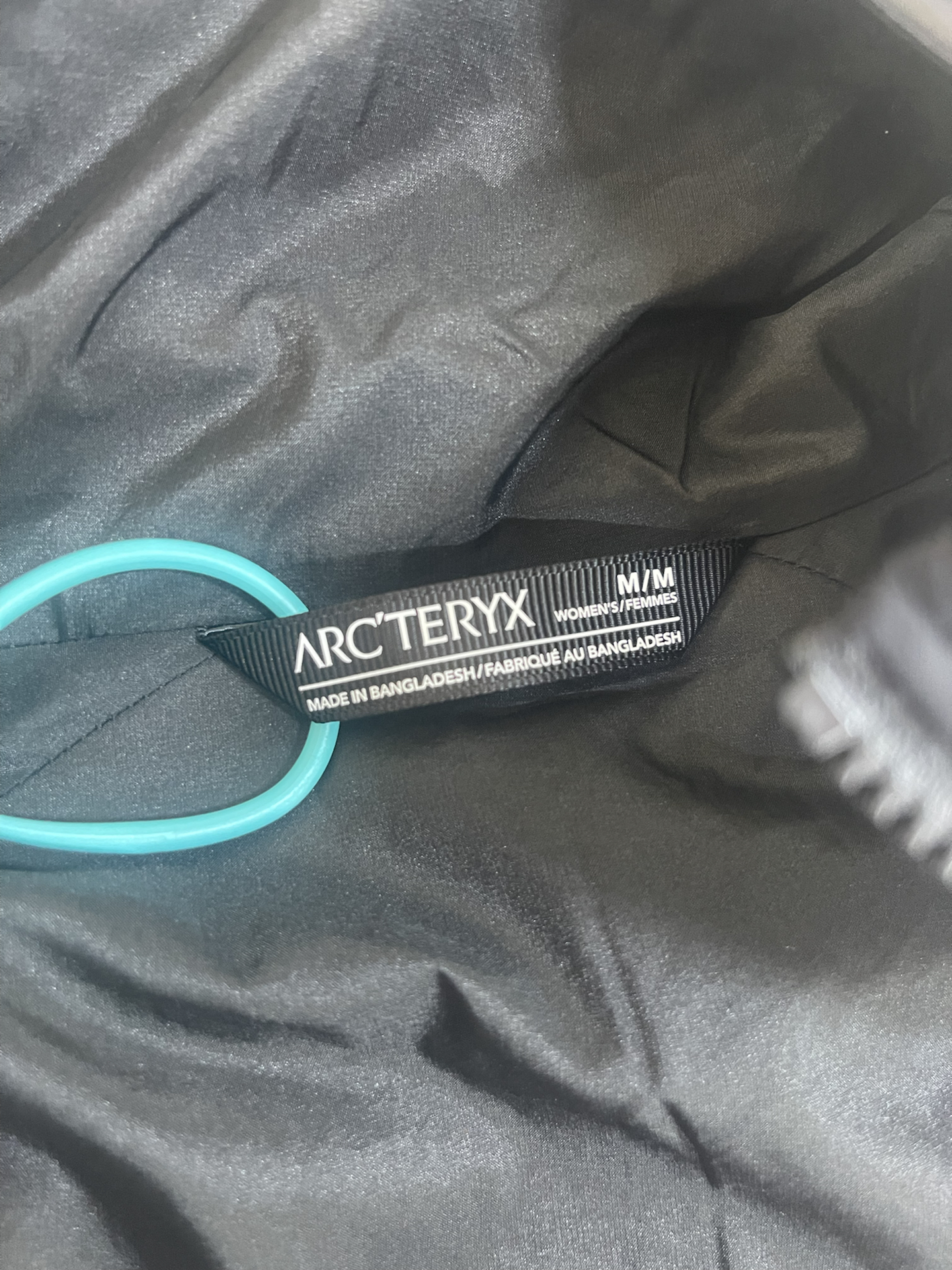 custom review-Arcteryx ATOM Пуховик Женский