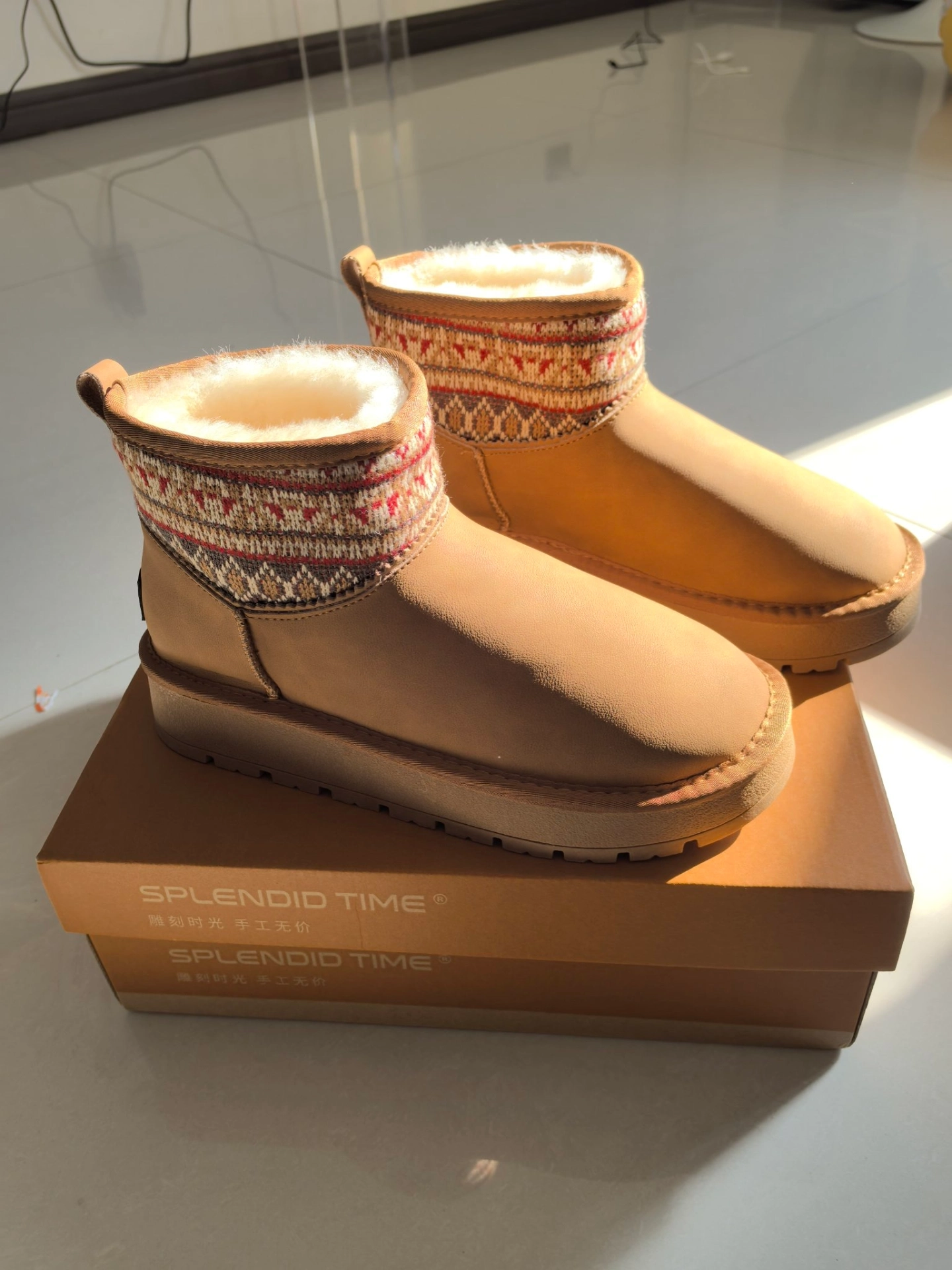 Реплика брендовых часов-Jimmy Choo1 в 1 Снежные са