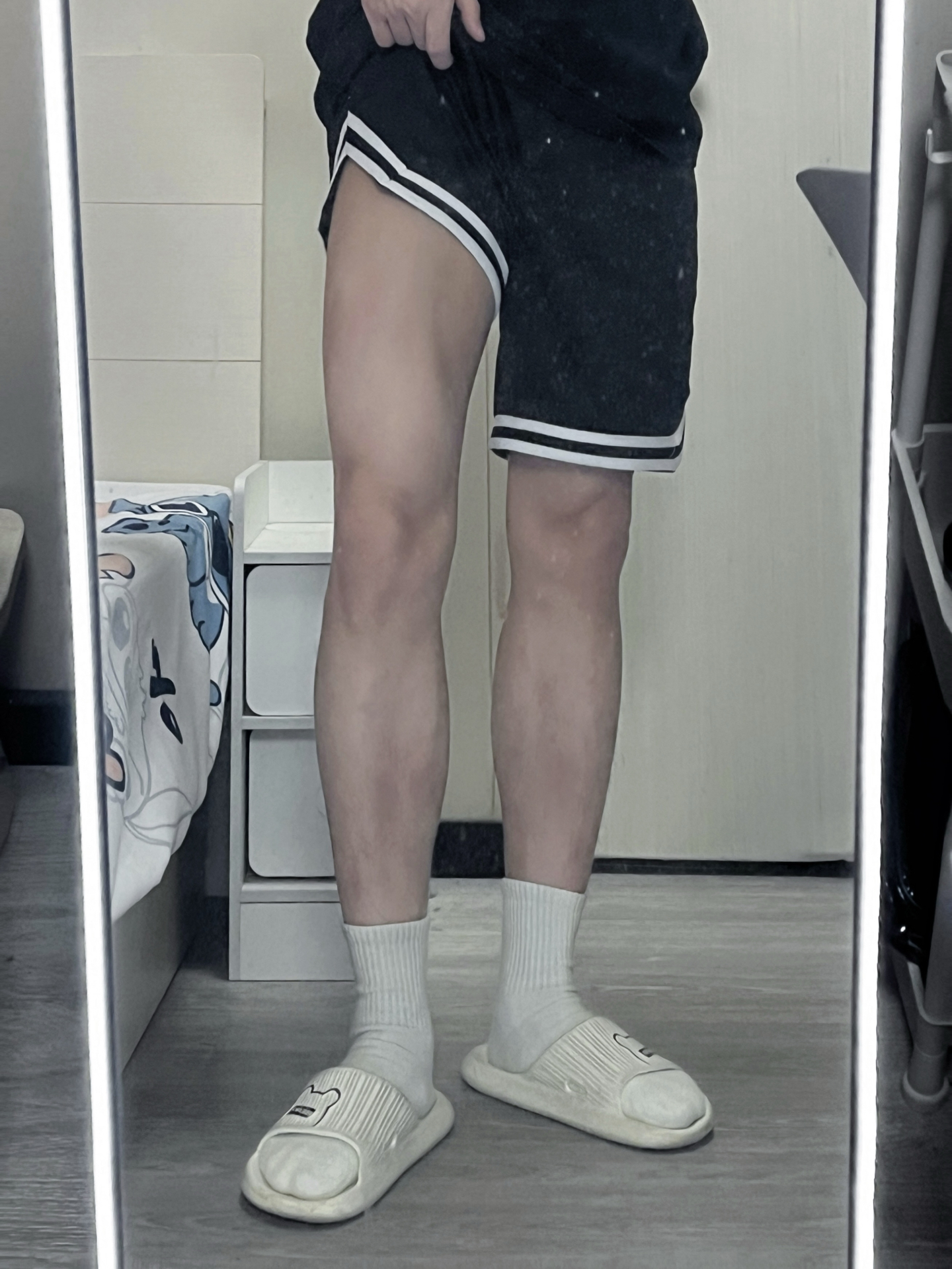 体育生靠防晒养出腿是真帅啊