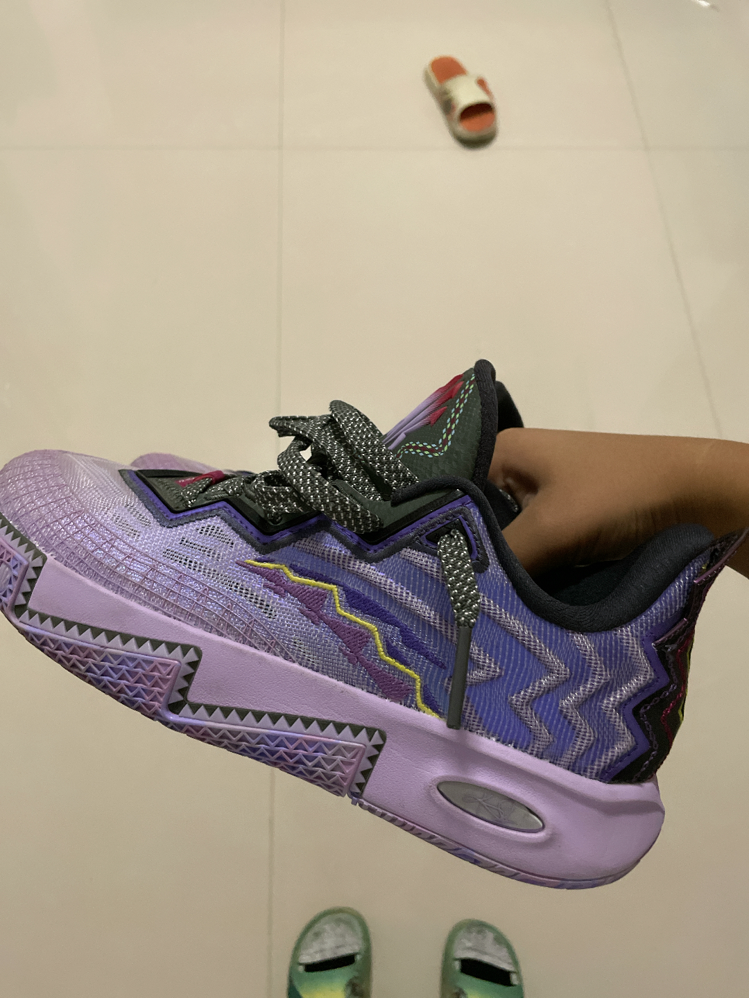 custom review-ANTA KAI 2 Амортизация Устойчивость к истиранию и Устойчивые свойства Низкий Топ Средний Стелька из углеродной пластины Баскетбольные кроссовки Мужские