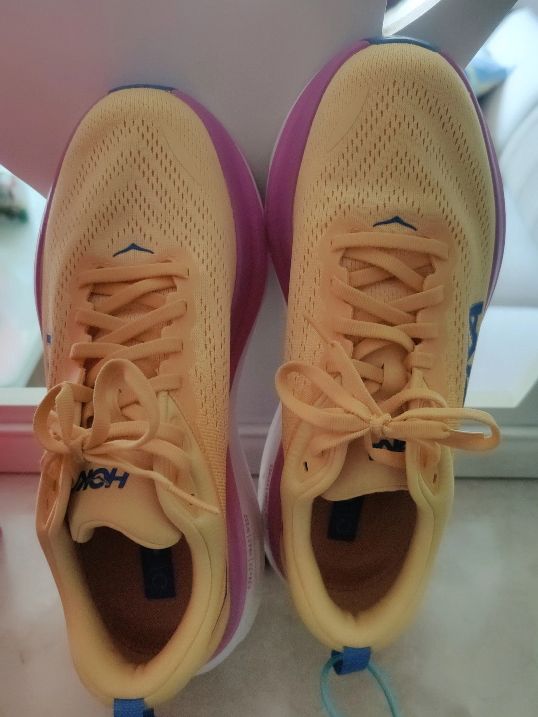 custom review-HOKA ONE ONE Bondi 8 Low Топ Беговые кроссовки Женские Оранжевый Розовый