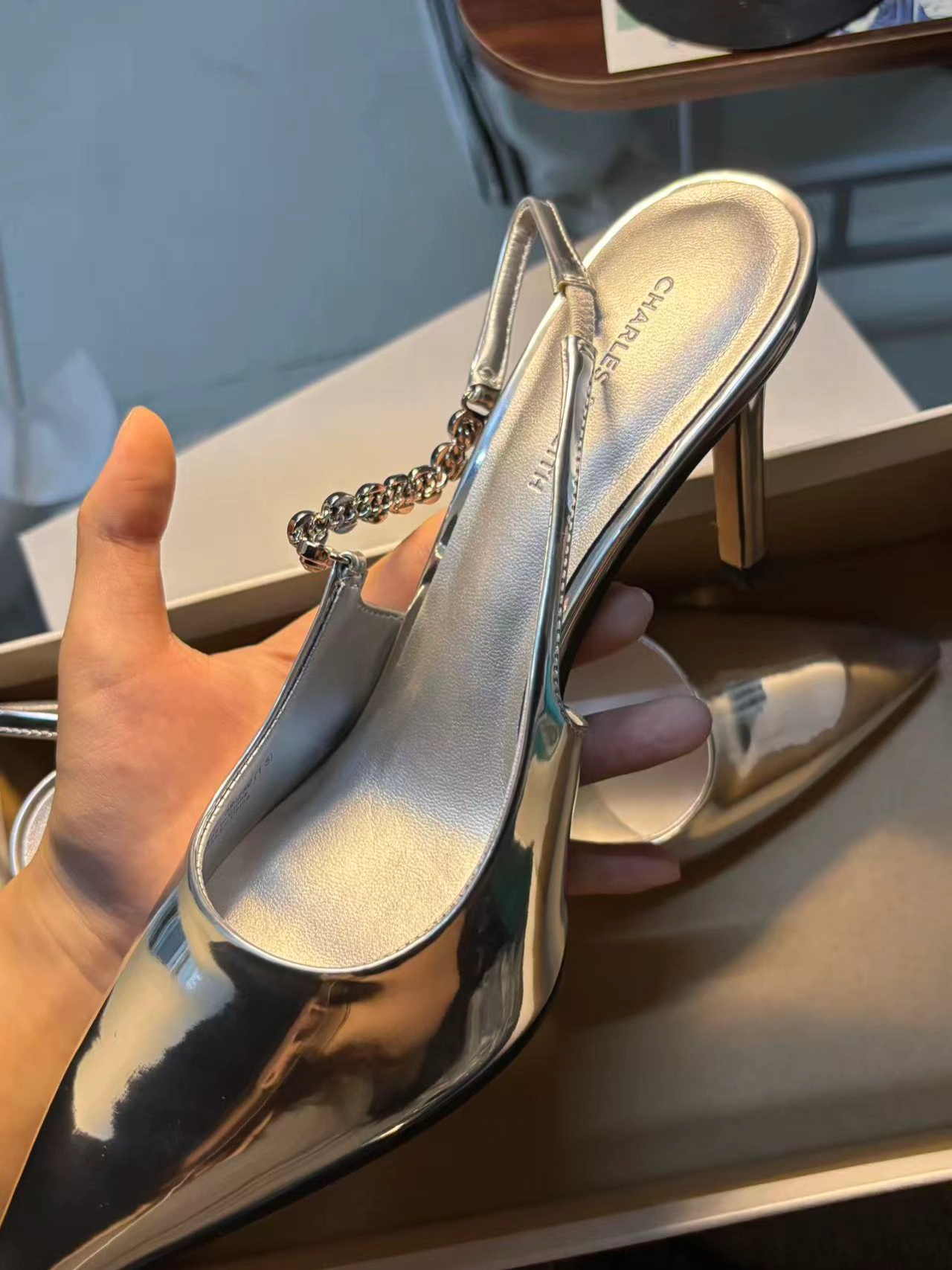 custom review-CHARLES KEITH Маленький CK Ткань Узкий каблук Высокие каблуки Примерно 9 см Женские