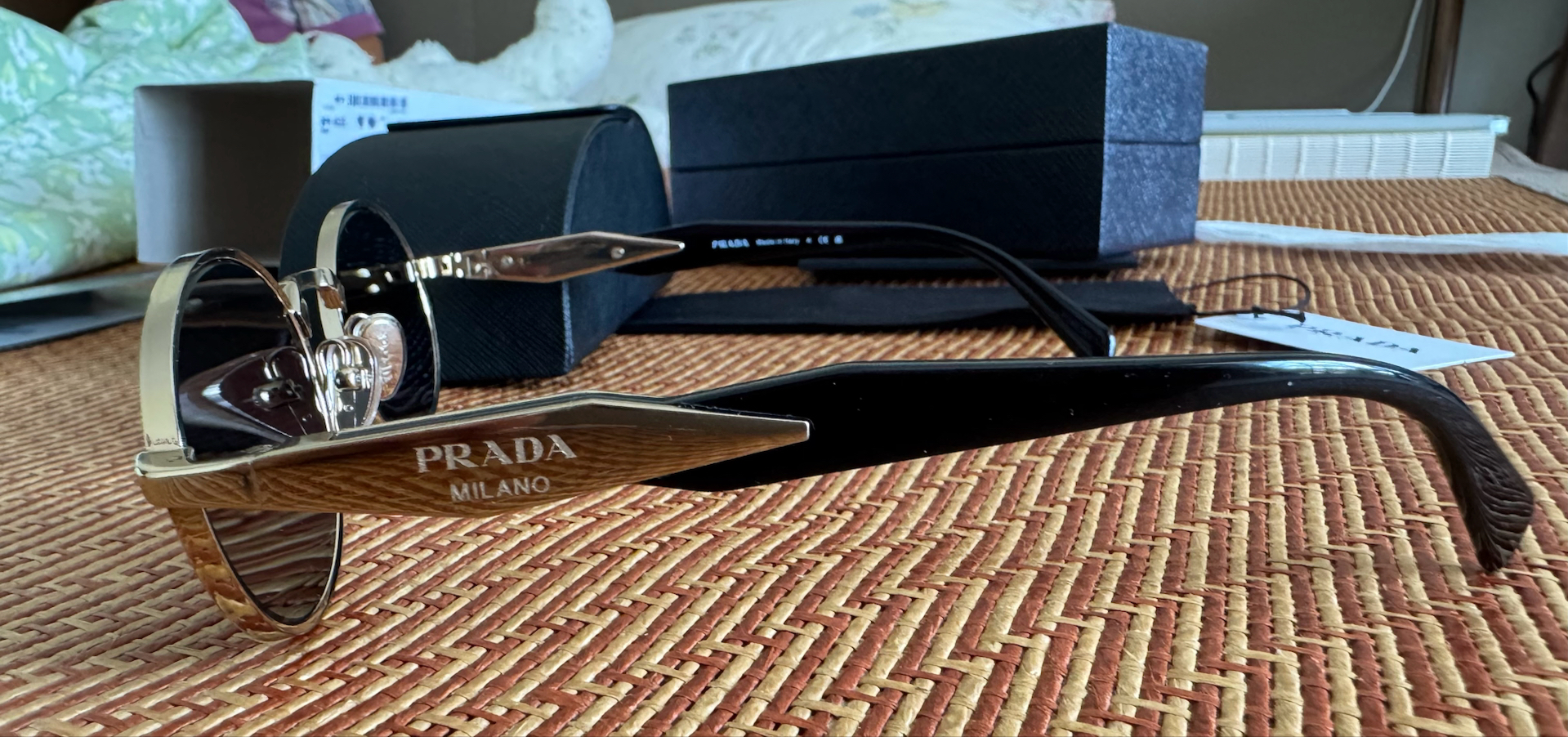 custom review-PRADA Сплав OVAL SUNGLASSES Женские Золото