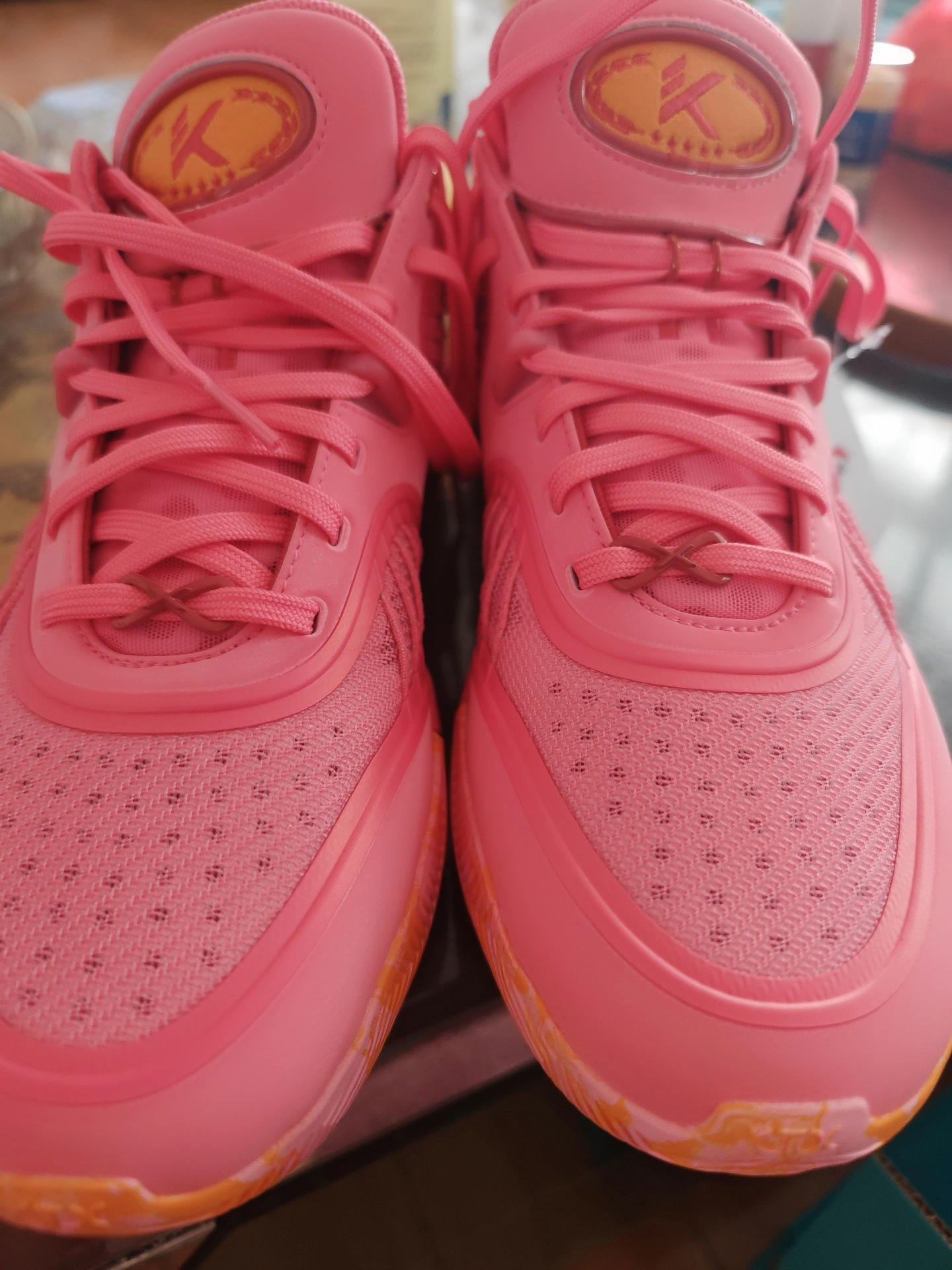 custom review-ANTA KT10 Устойчивый к истиранию Поддержка MID Баскетбольные кроссовки Мужской Radiant Розовый