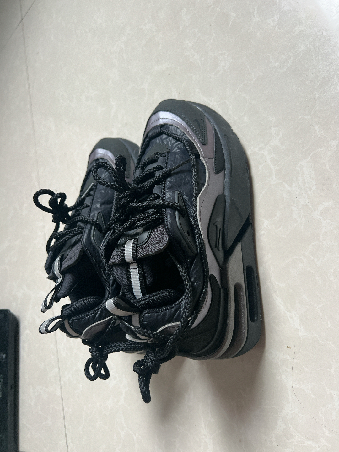 custom review-Nike Air Max Furyosa Low Беговые кроссовки Женские Черные