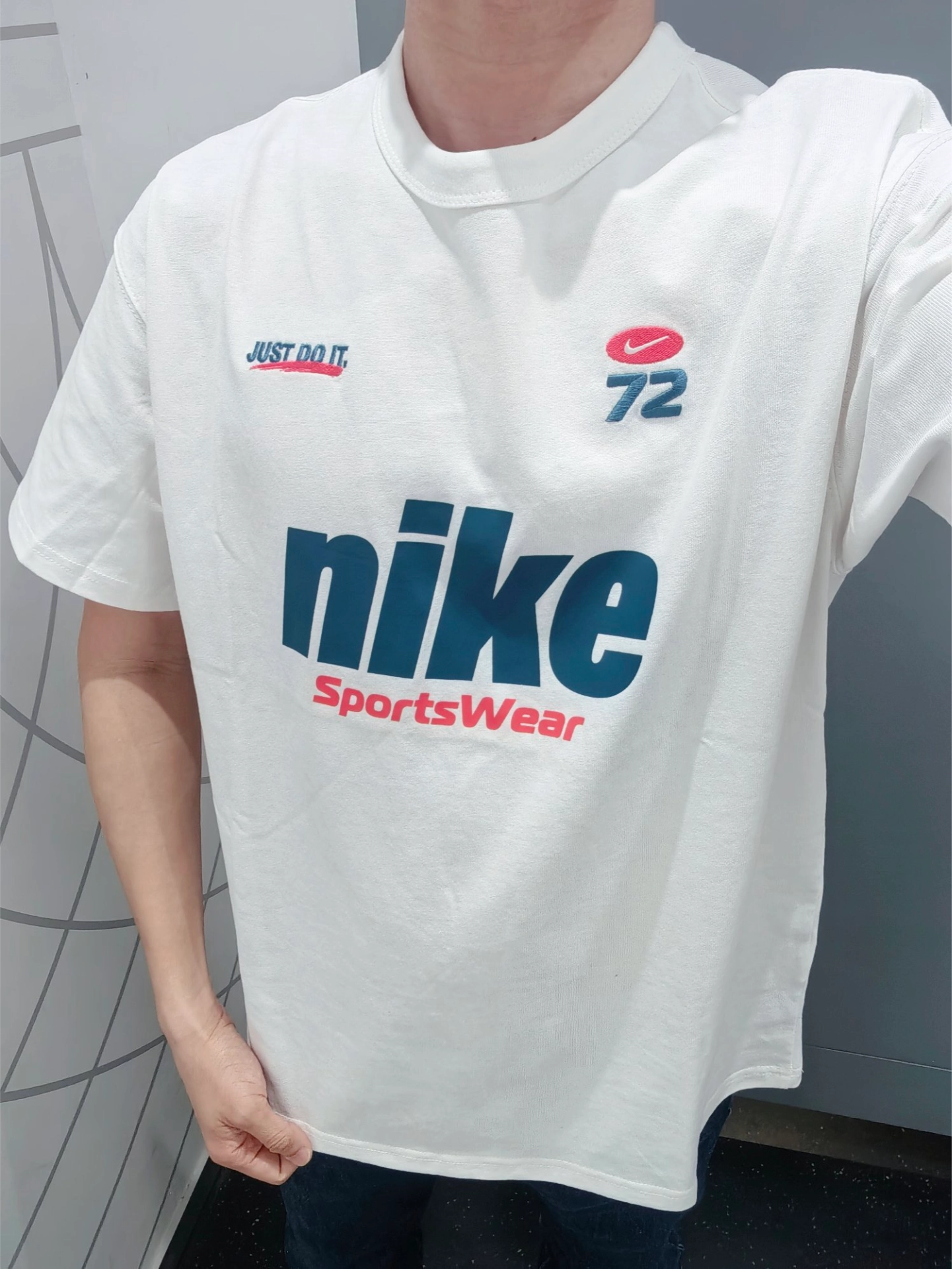 宽松的nike耐克短袖