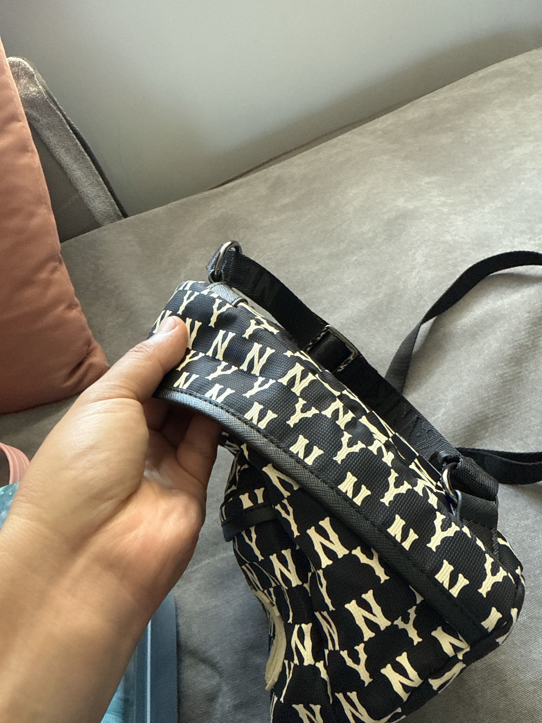 custom review-MLB MONOGRAM Коллекция Полиамид Полиэстер Сумка через плечо Рюкзак Стандартный (Стандартный) Женский Айвори Белый Черный