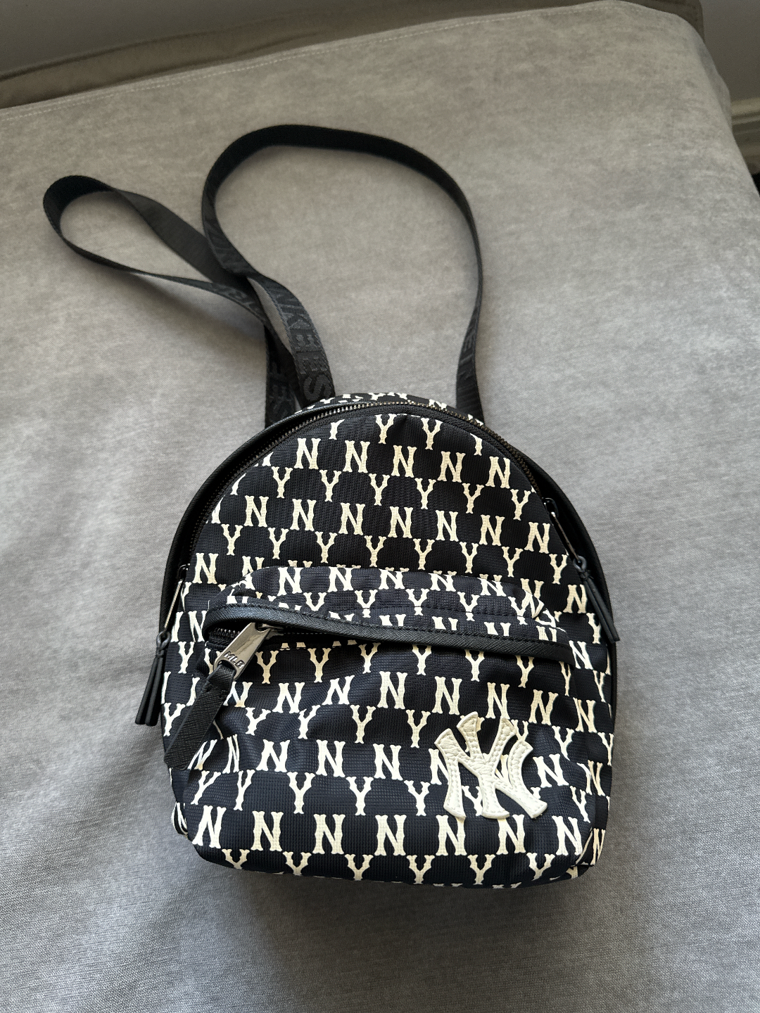 custom review-MLB MONOGRAM Коллекция Полиамид Полиэстер Сумка через плечо Рюкзак Стандартный (Стандартный) Женский Айвори Белый Черный