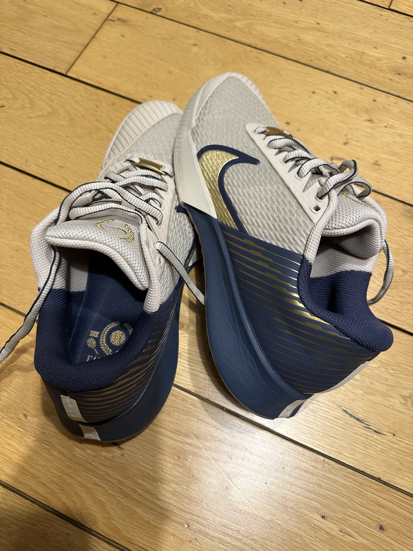 custom review-Nike Air Zoom Vapor Pro 2 Теннисные кроссовки Низкий топ Песочный Flow/Металл Золотой Грозовой синий Мужской