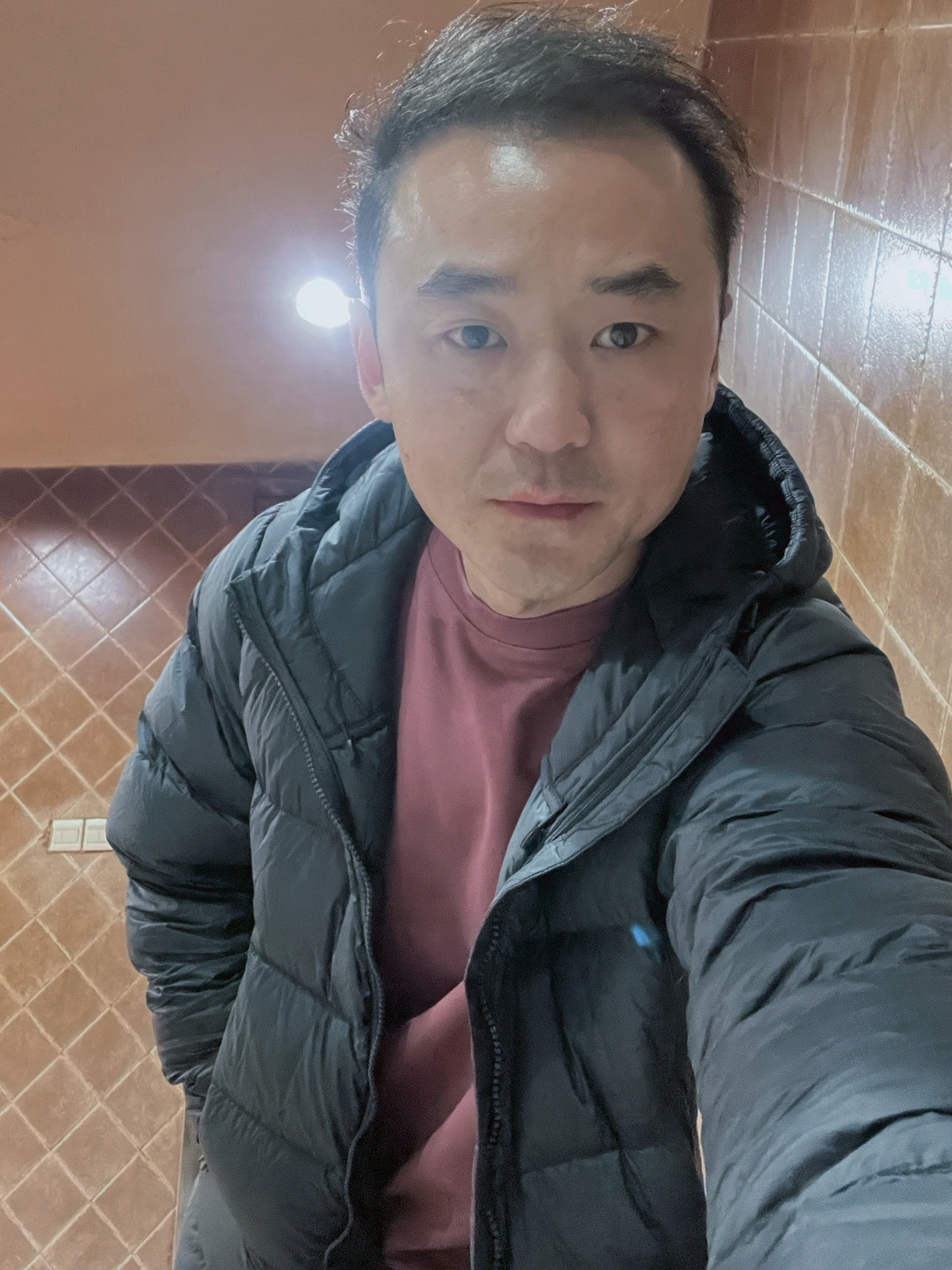 custom review-Under Armour Мужской пуховик черного цвета