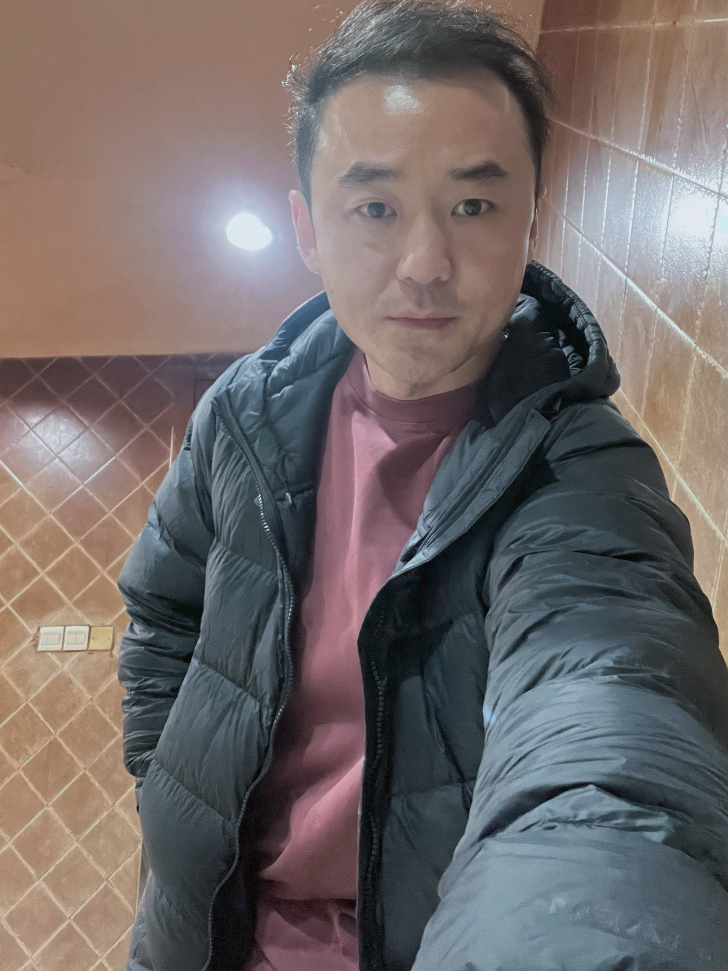 custom review-Under Armour Мужской пуховик черного цвета