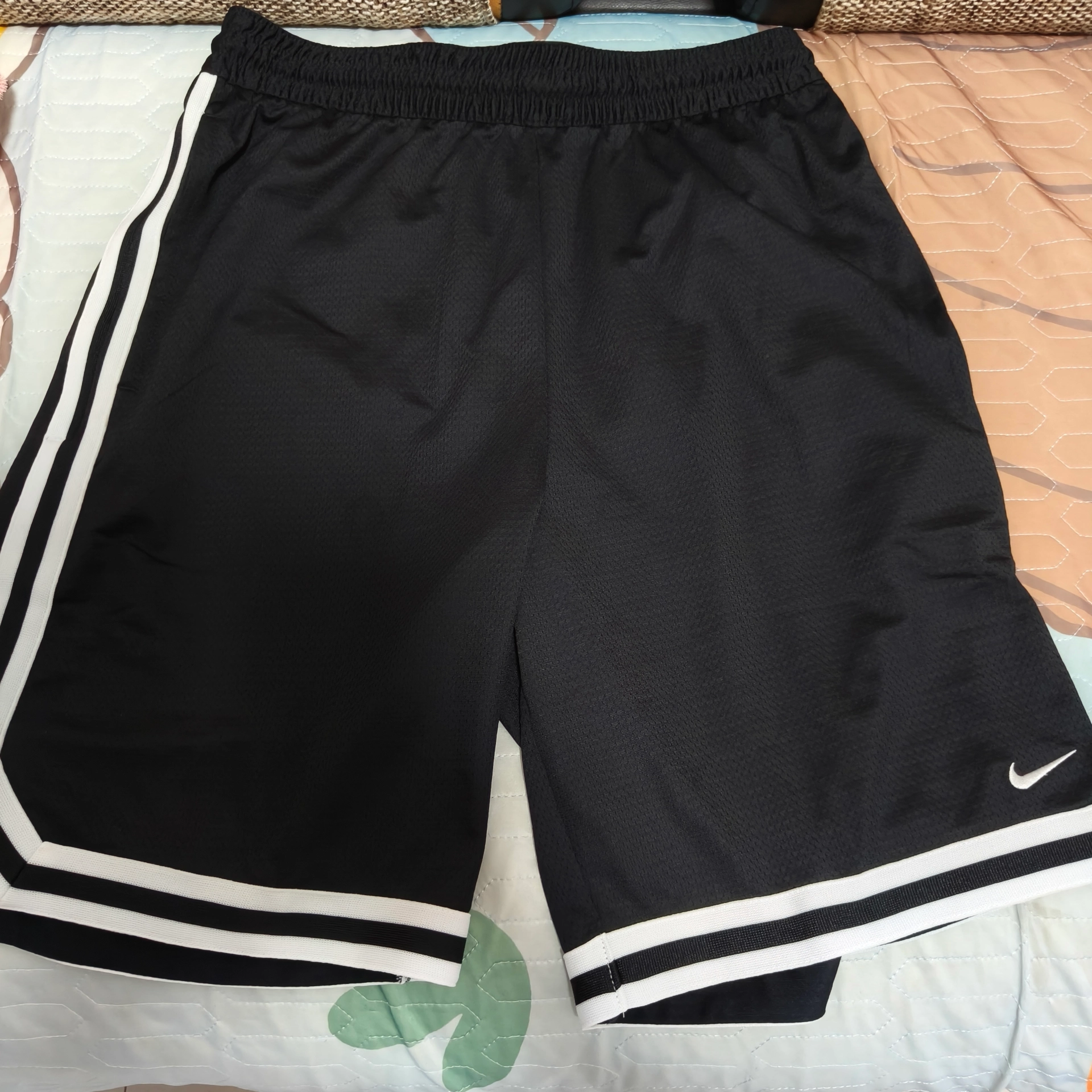 custom review-Nike DNA Повседневные шорты Мужские Черные