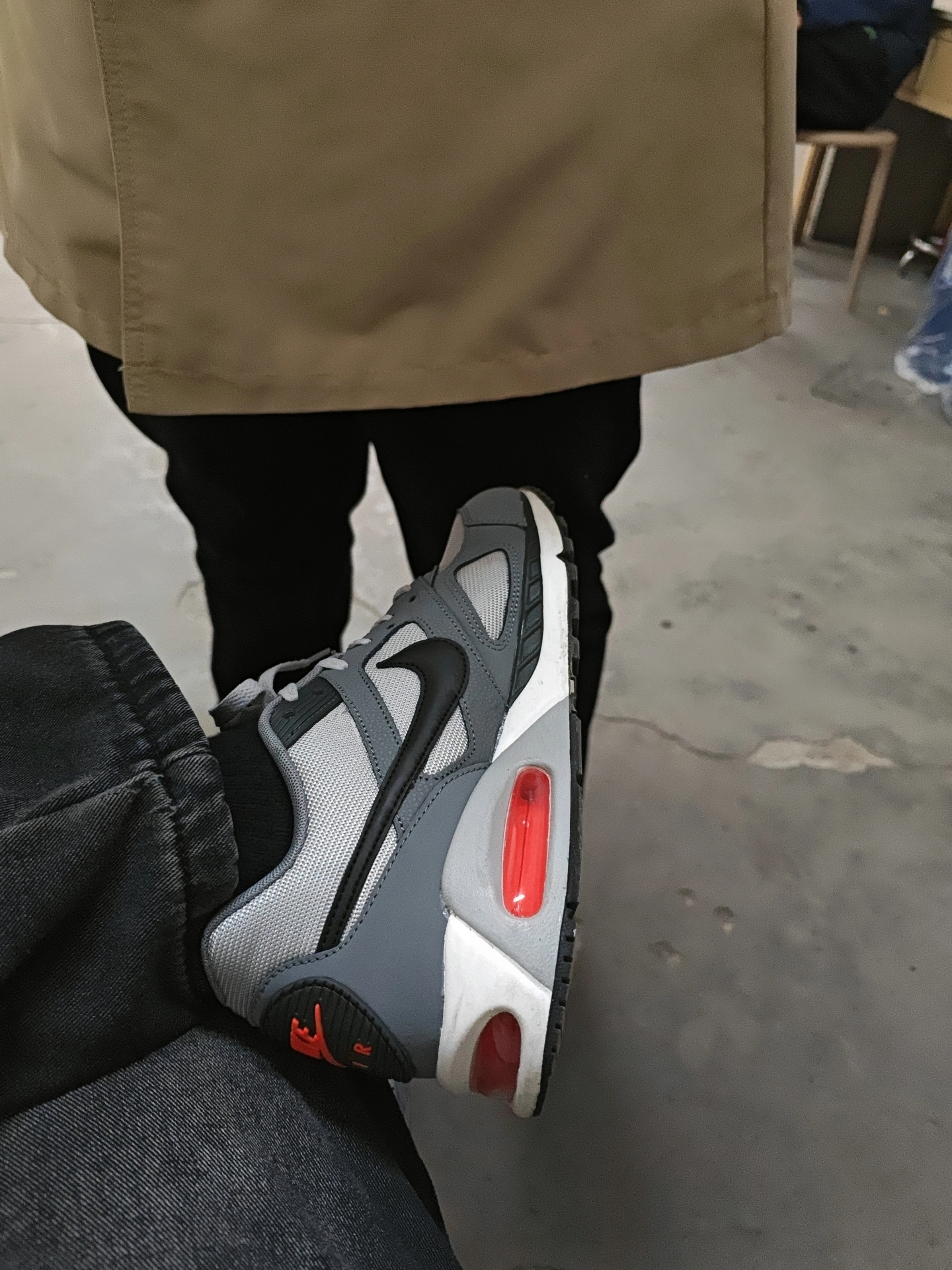 custom review-Nike Air Max Ivo Low Топ Повседневный Городской Коммутер Беговые кроссовки Мужской Черный Серый