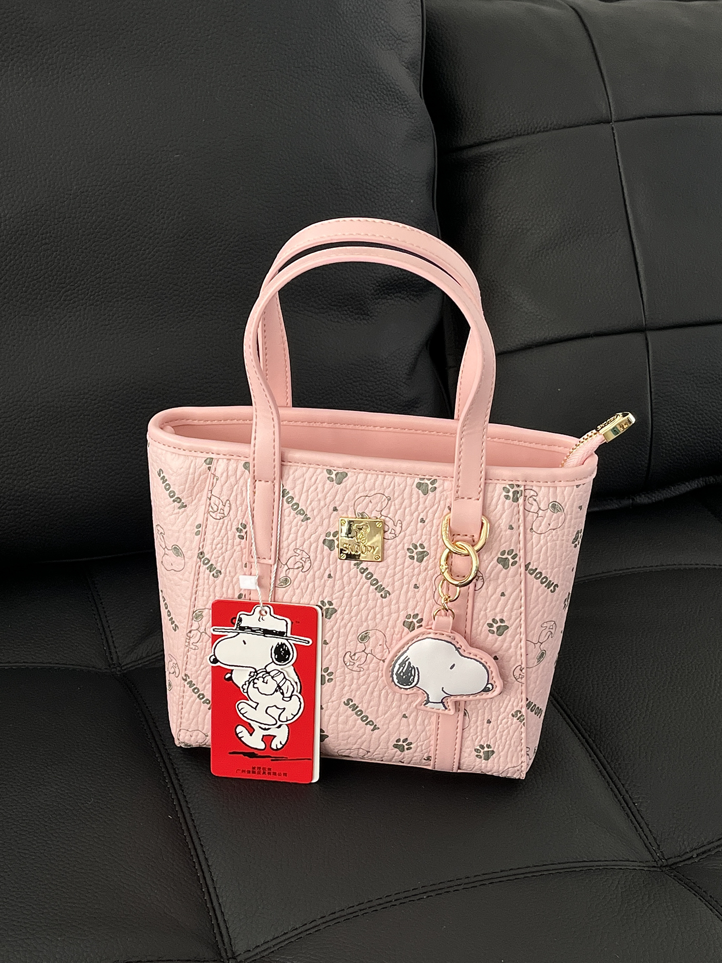 我的史努比包包好甜呀!