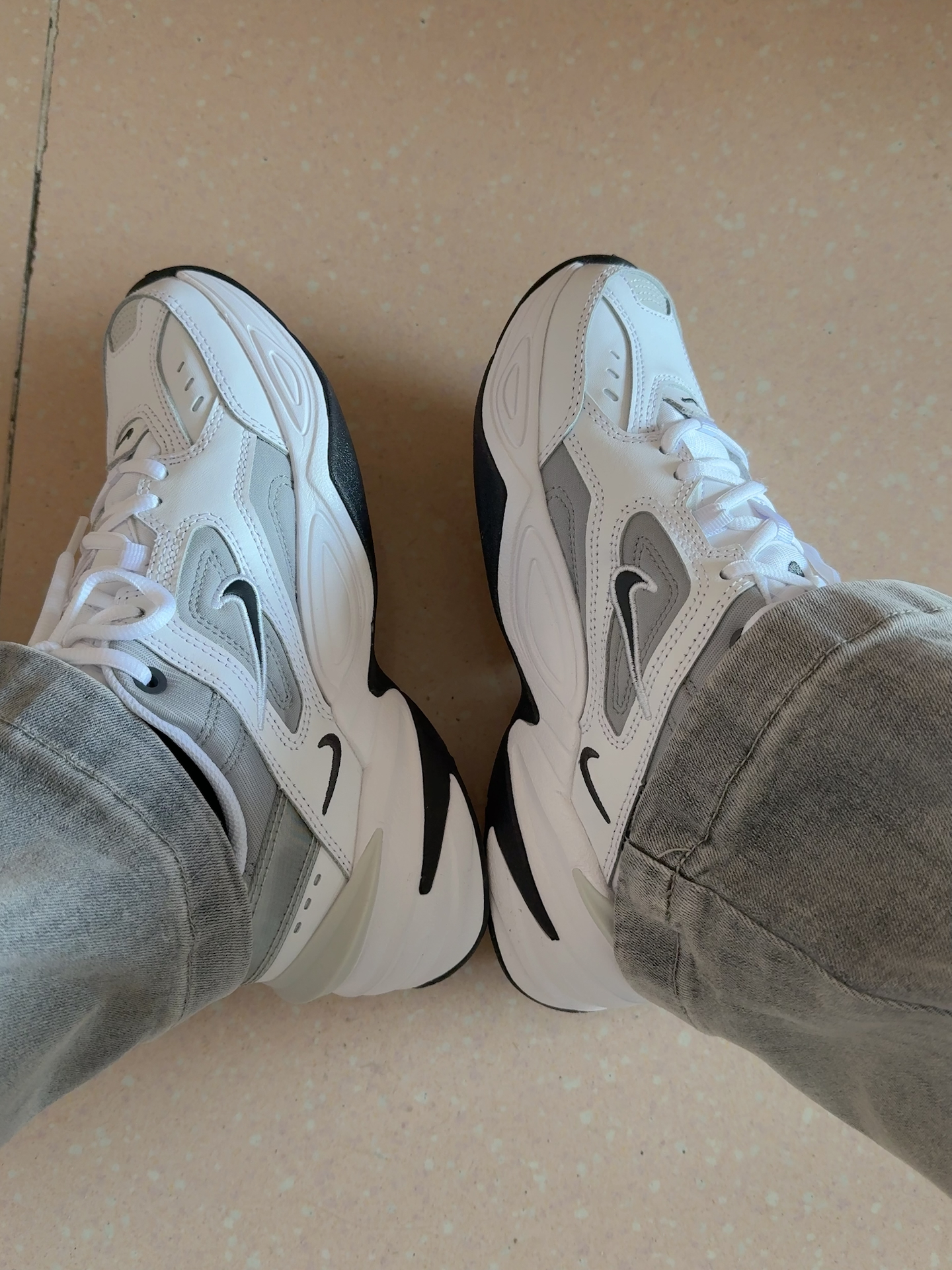 custom review-Nike M2K Tekno Slip Резистентный к истиранию Низкий Топ Толстая подошва Кроссовки Женские Белые