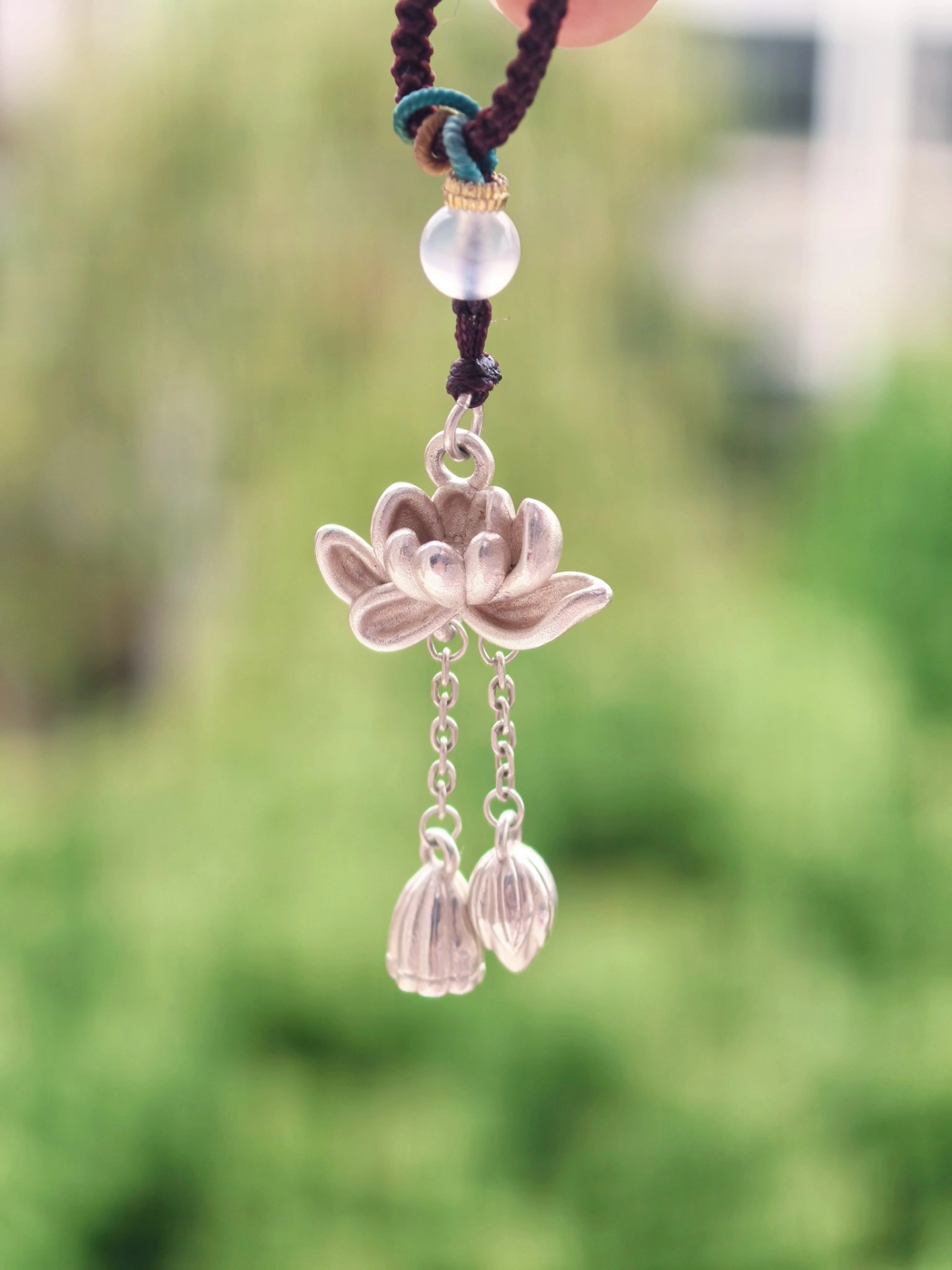 寓意平安的古风感莲花项链