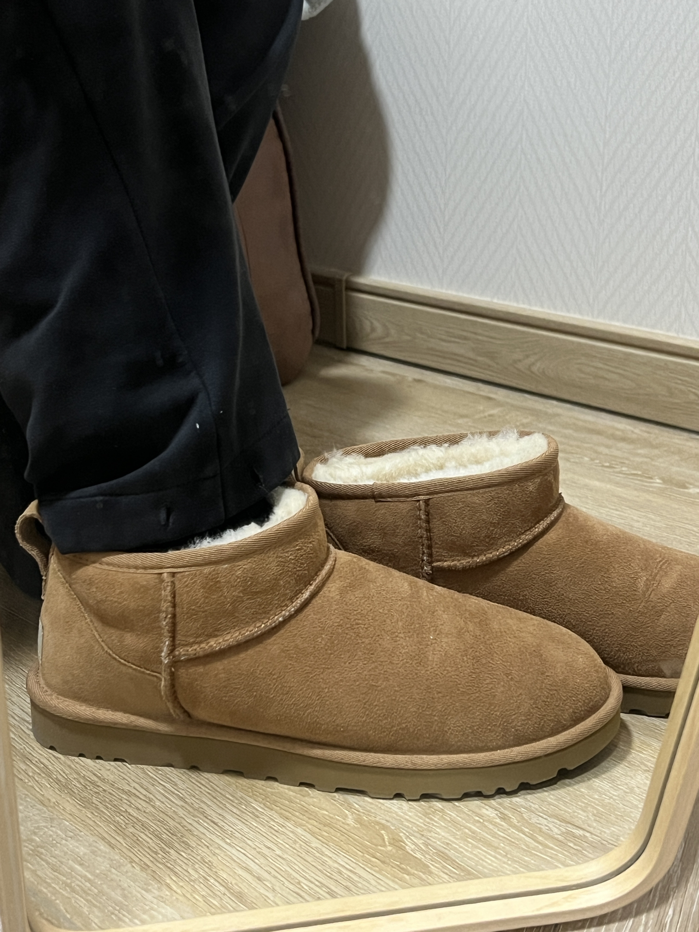 custom review-UGG CLASSIC ULTRA MINI Термостойкий противоскользящий ботинок с низким верхом (размер в длину) для снега мужской