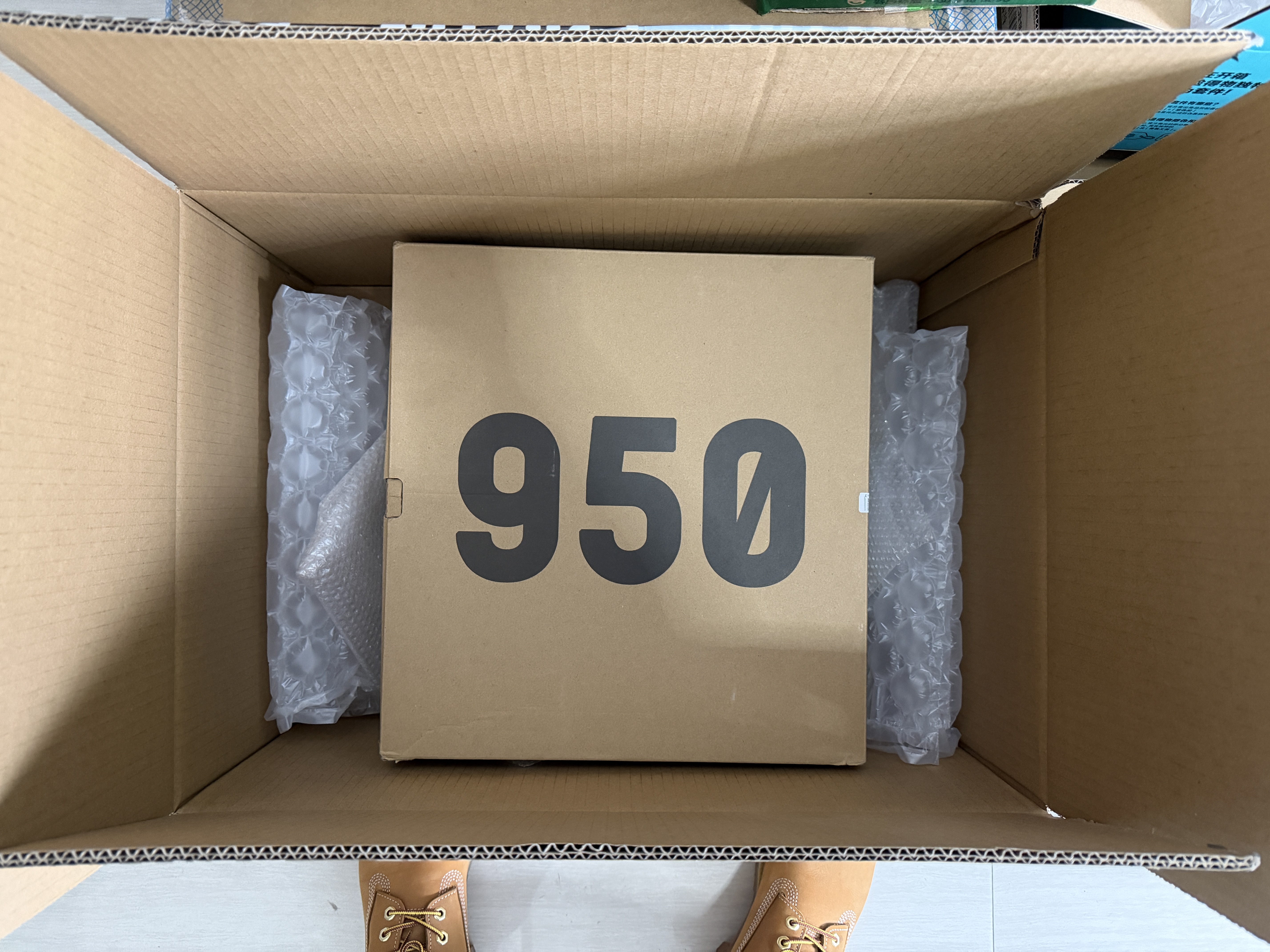 custom review-Adidas Originals Yeezy boost 950 Устойчивый к истиранию Амортизация Короткий Аутдор Мужской Пират Черный