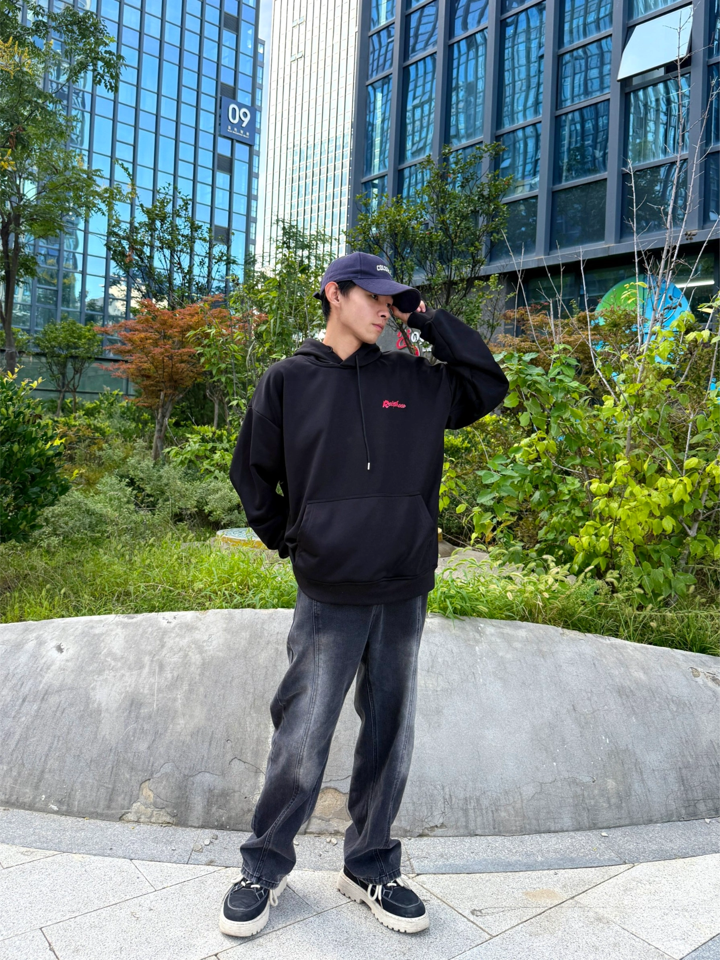 这件卫衣看起来酷酷的😎😎