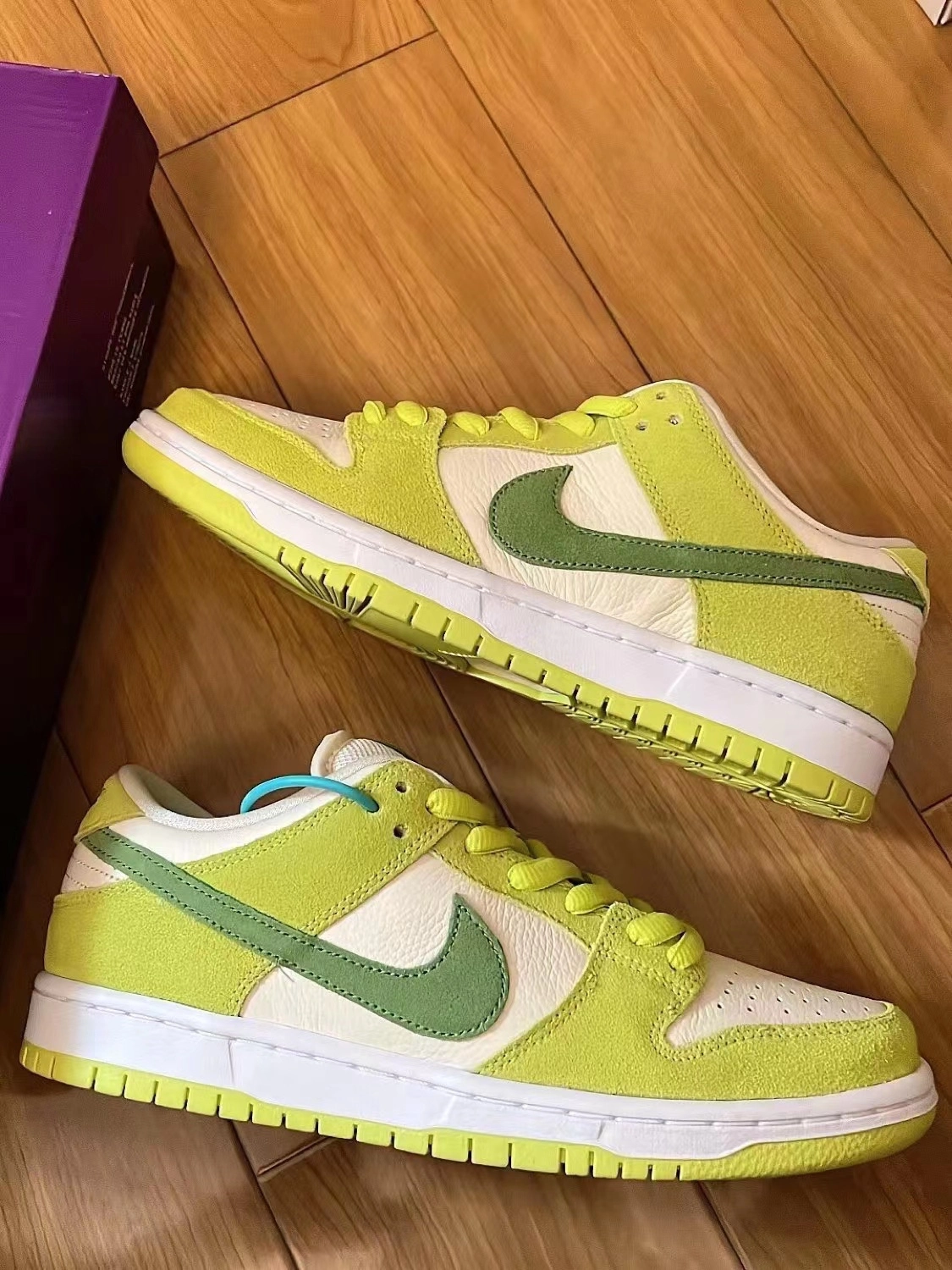 nike sb dunk这抹荧光黄绿!超级好看!