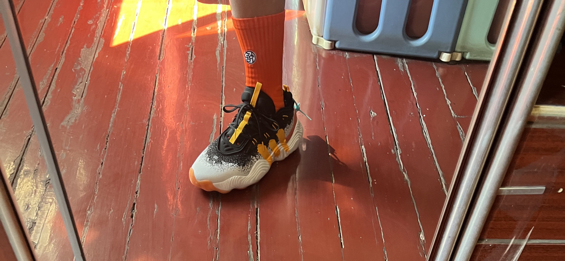 custom review-Adidas Trae Young 3,0 Амортизация Износостойкий MID Топ Баскетбольные кроссовки Унисекс Черный Белый Оранжевый