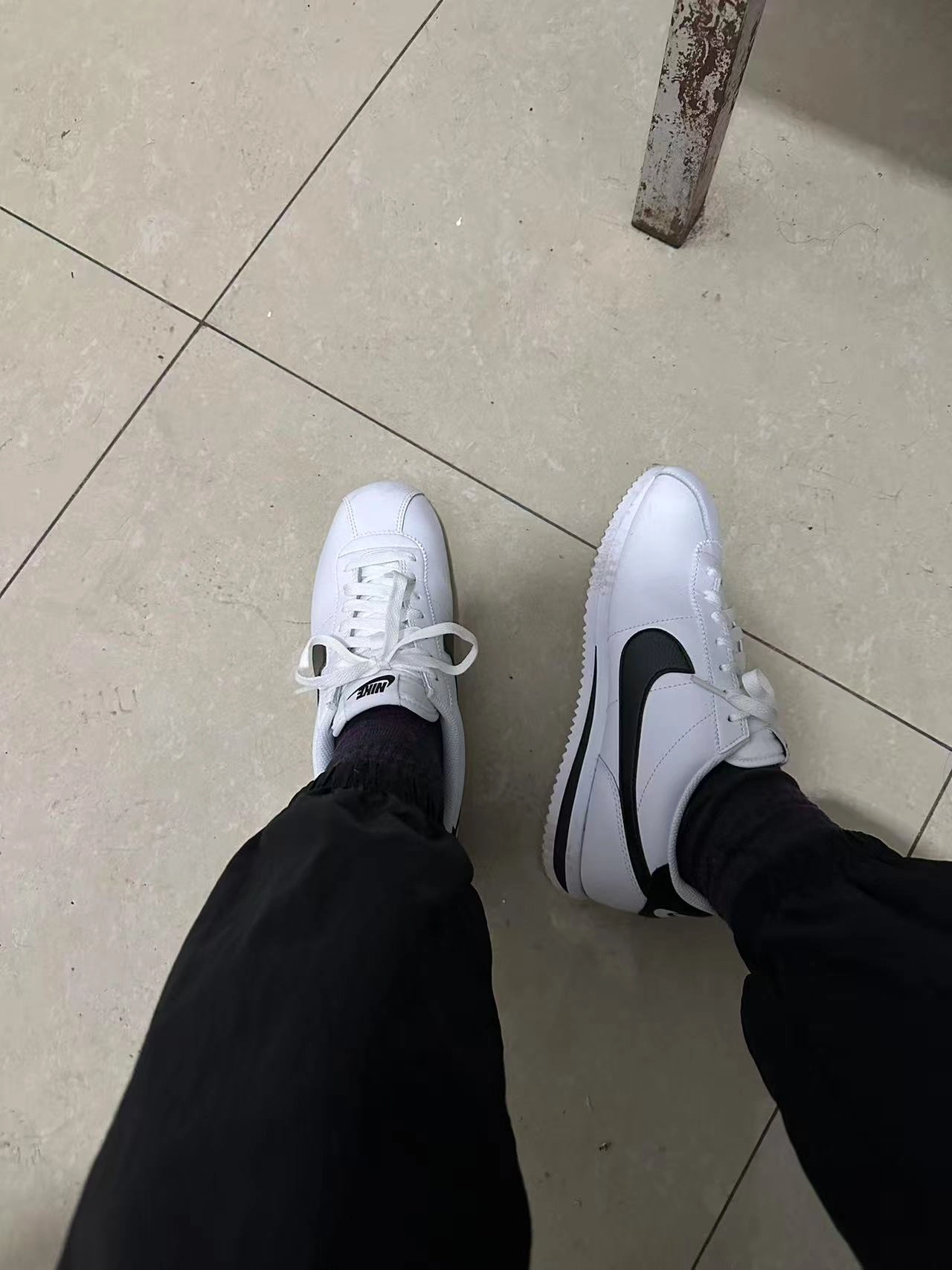 custom review-Nike Cortez Slip Resistant Abrasion Resistant Низкий Топ Casual Женский Белый Черный