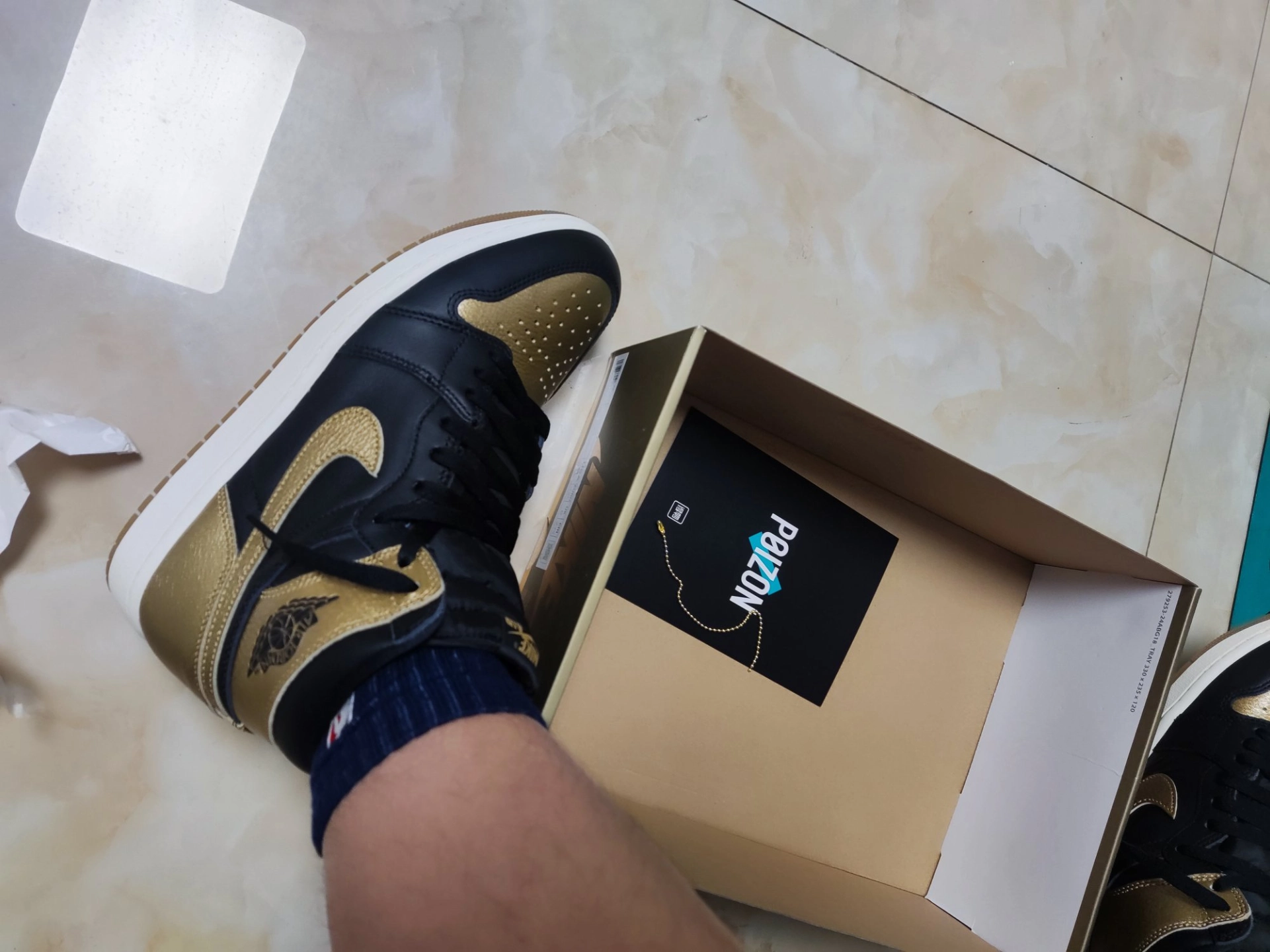 custom review-Jordan Air Jordan 1 High OG 'Металлик Золотой' High Топ Винтажные баскетбольные кроссовки Унисекс Черный Золотой