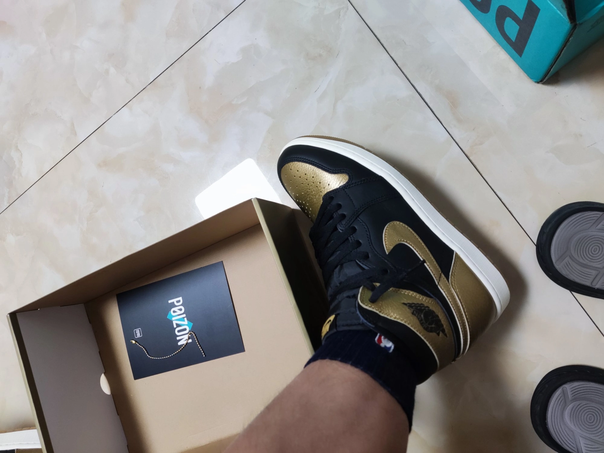 custom review-Jordan Air Jordan 1 High OG 'Металлик Золотой' High Топ Винтажные баскетбольные кроссовки Унисекс Черный Золотой