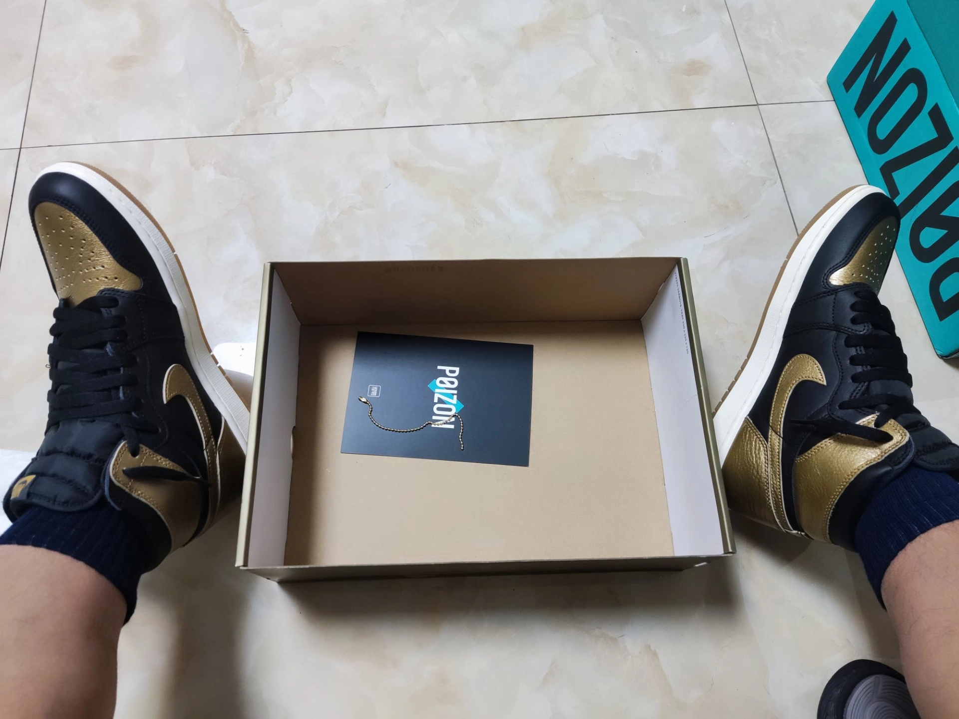 custom review-Jordan Air Jordan 1 High OG 'Металлик Золотой' High Топ Винтажные баскетбольные кроссовки Унисекс Черный Золотой