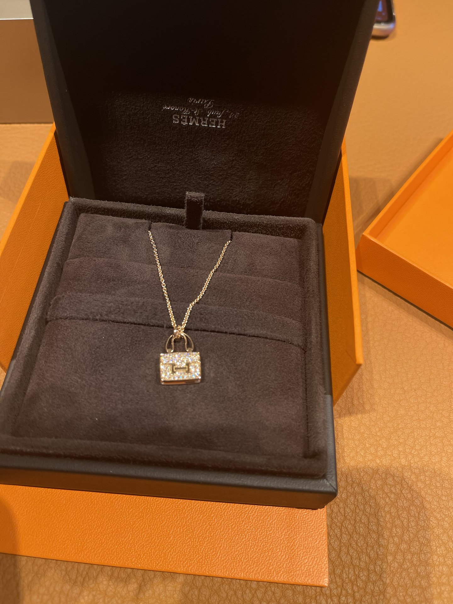 hermes爱马仕配货最好的饰品!玫瑰金康康项链 满钻