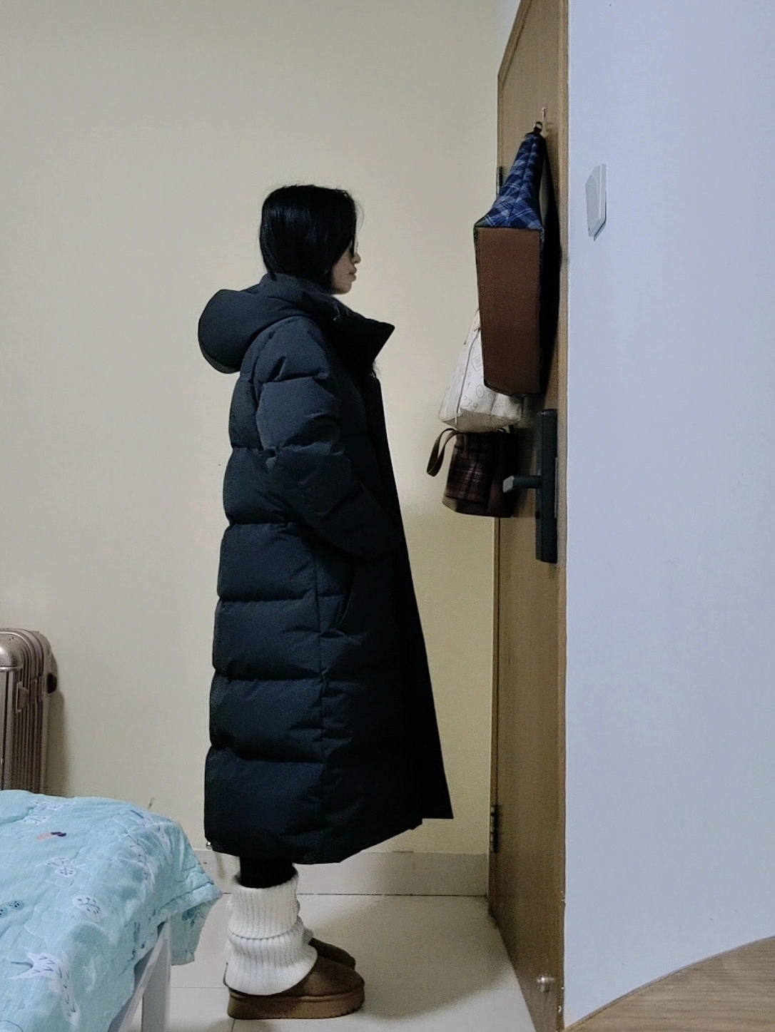 custom review-UNIQLO Черный Женский Пуховик