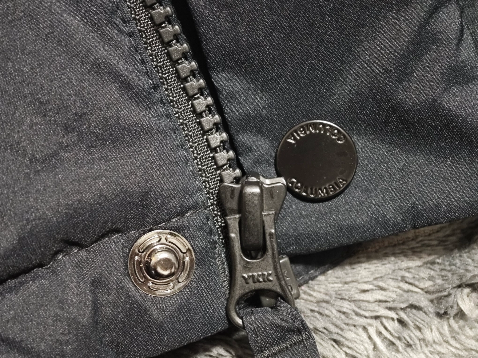 custom review-Columbia Мужской пуховик черного цвета