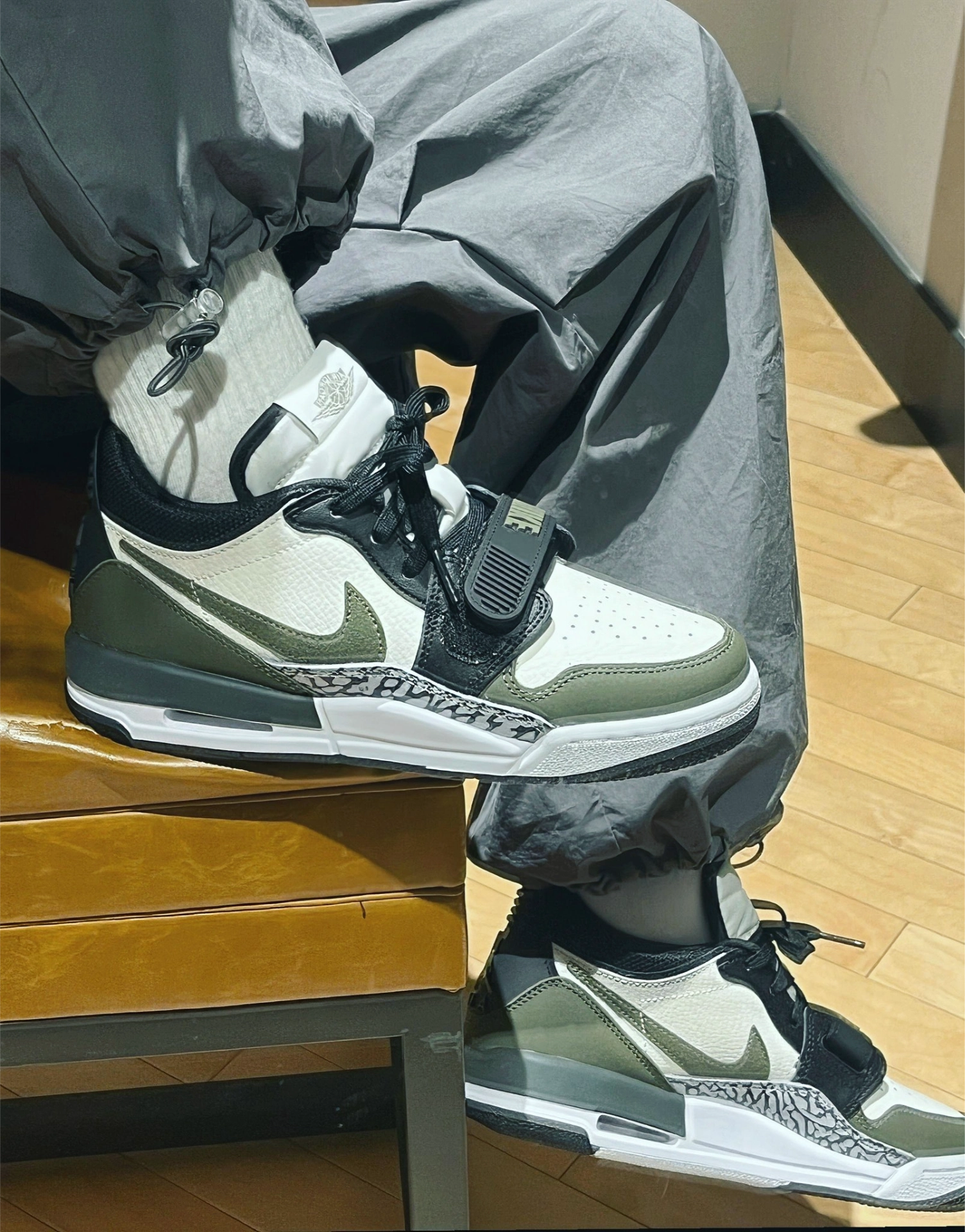 大衣不显笨重,春夏搭短裤也不违和