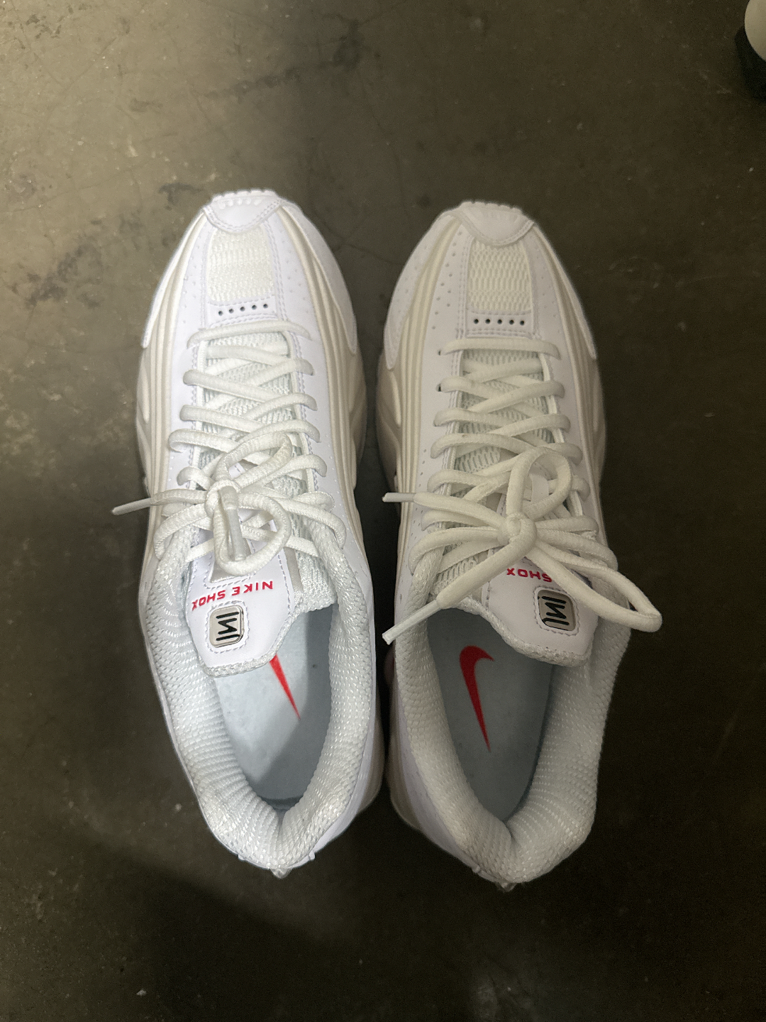 custom review-Nike Shox R4 Устойчивый к истиранию Дышащий Поддерживающий Низкий Верх Повседневная Беговая Обувь Женская Белая