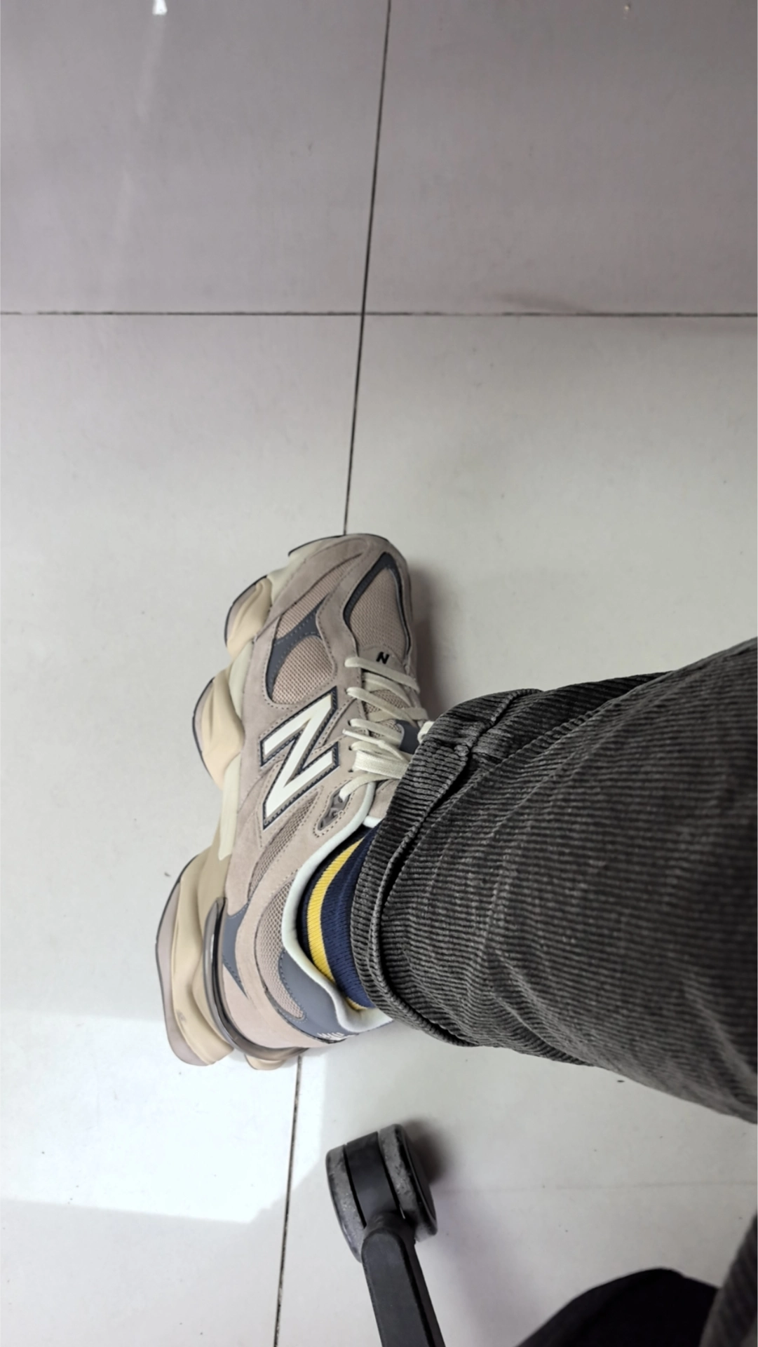 custom review-New Balance NB 9060 Амортизация Устойчивость к истиранию Дышащий Низкий Верх Повседневная Городская Коммутация Беговые кроссовки Унисекс Коричневый