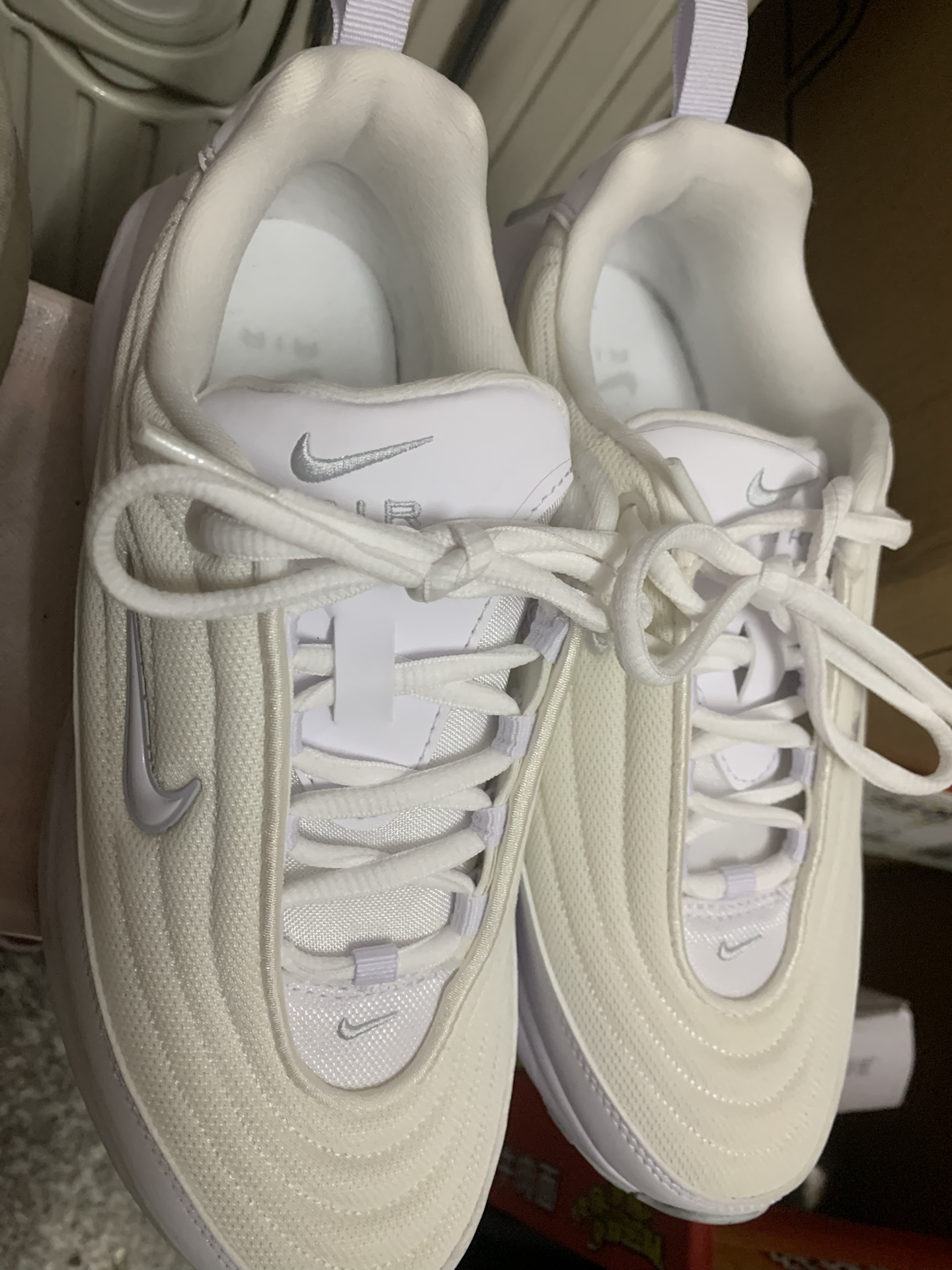 custom review-Nike Air Max Portal Амортизация Износостойкий Низкий Топ Повседневный Городской Коммутирование Беговые кроссовки Женские Белые