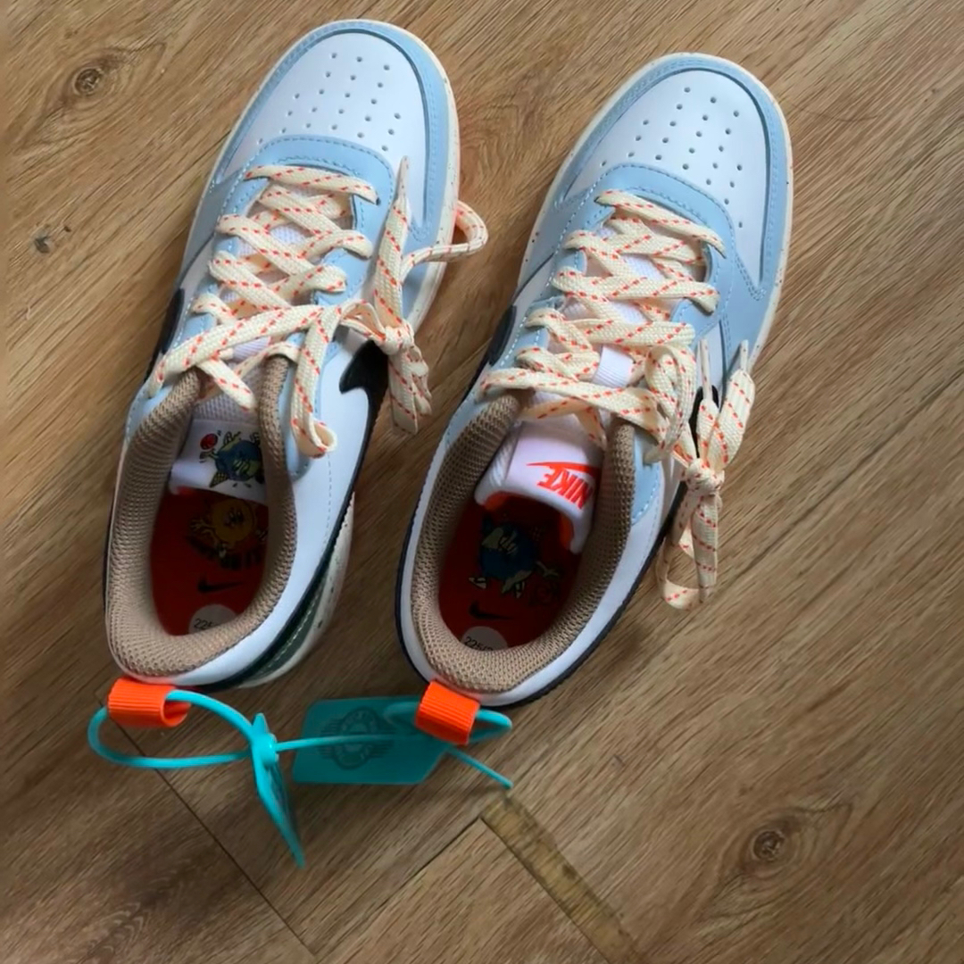 nike court 冰淇淋