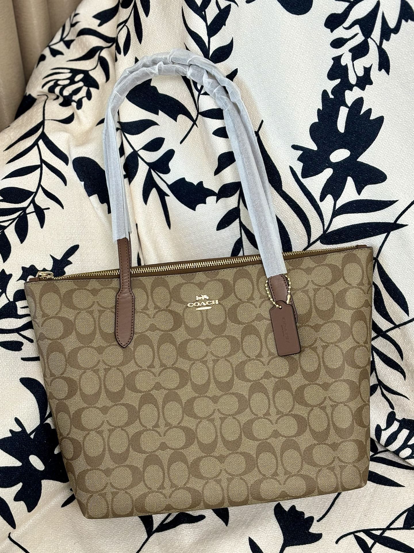 蔻驰托特zip30 经典永不过时