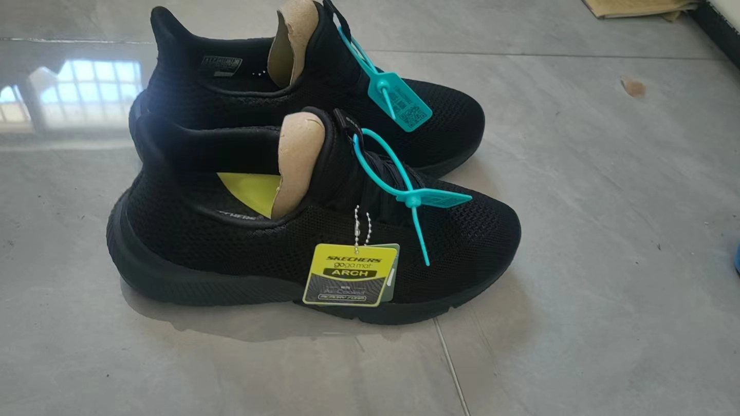 custom review-Skechers Ingram Low Top Беговые кроссовки Мужские Черные