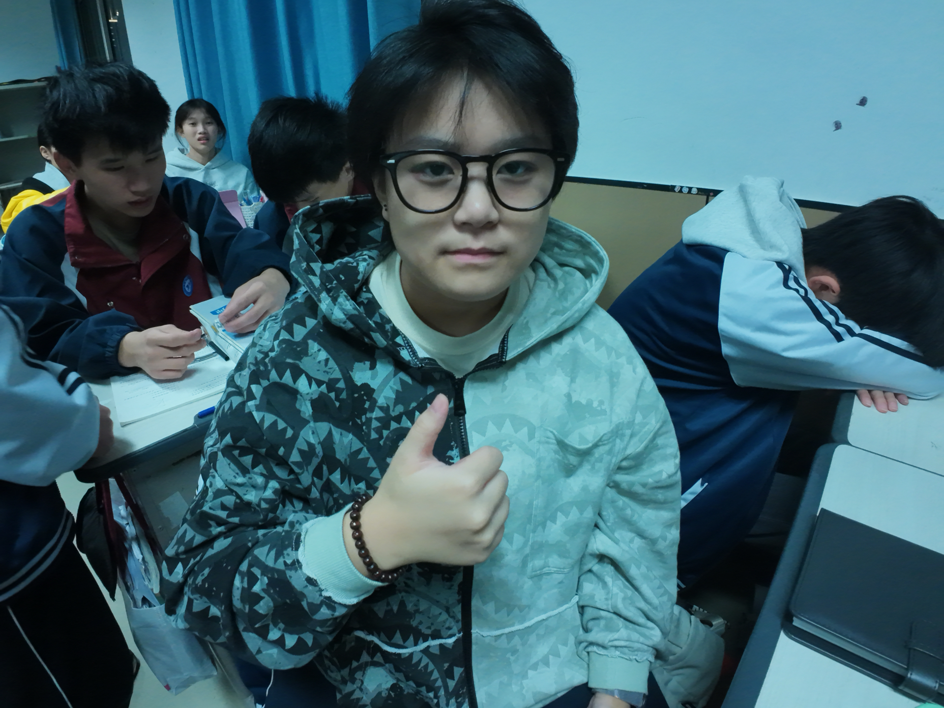 custom review-SPRAYGROUND Повседневный худи унисекс черного цвета